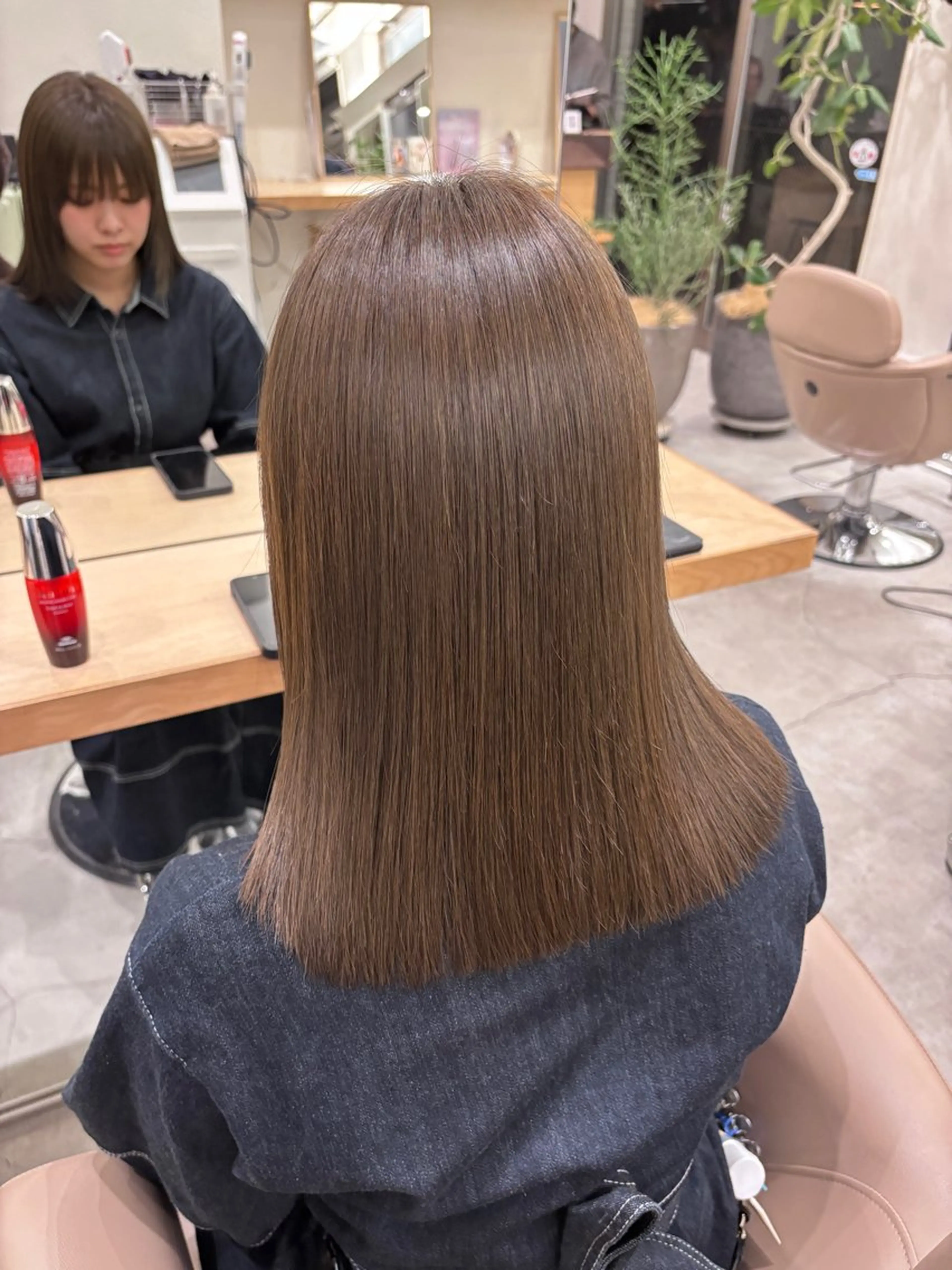 セミロング rion🪽 /縮毛矯正のヘアスタイル