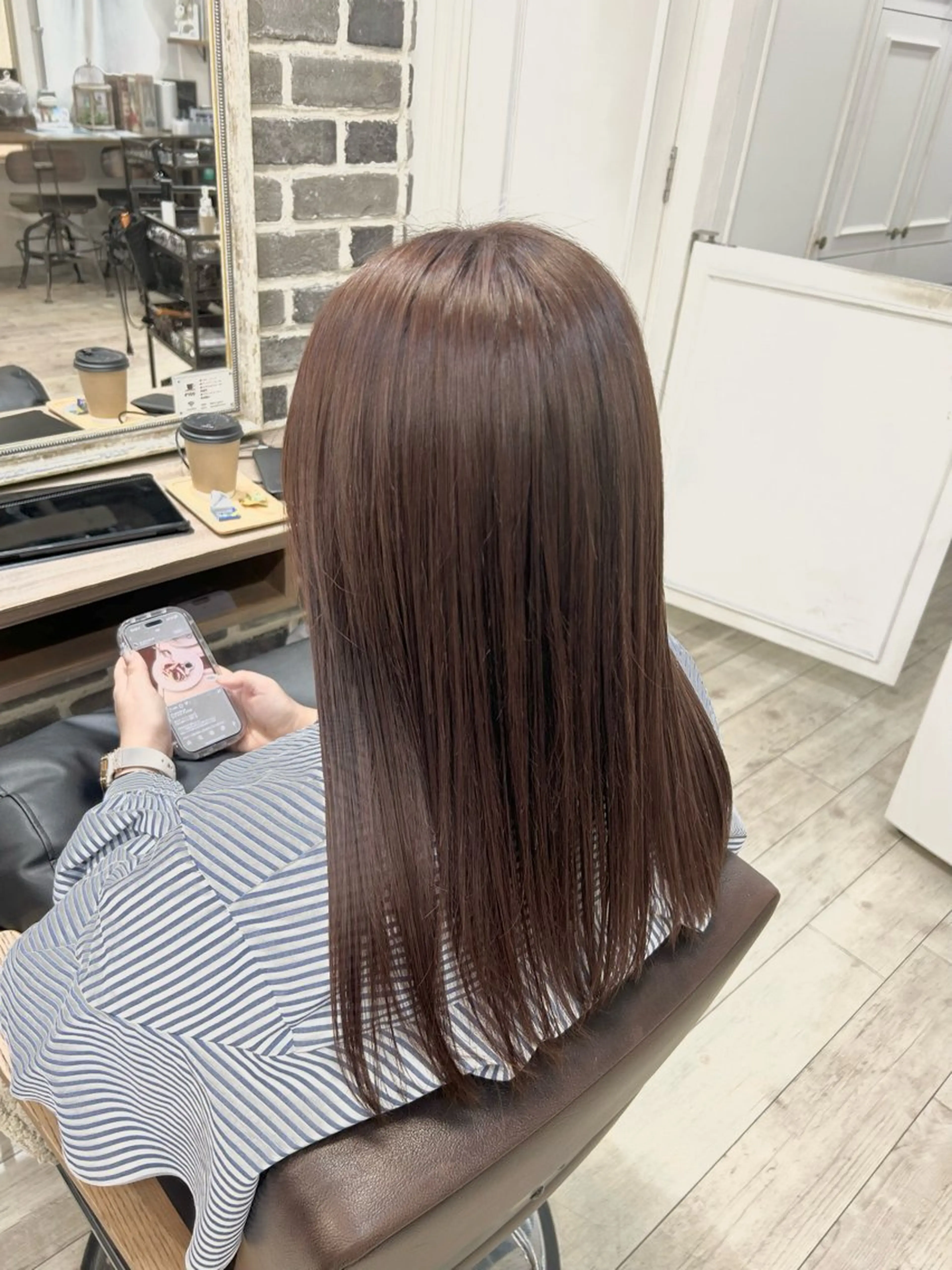 ロング カラー 林 美佑のヘアスタイル