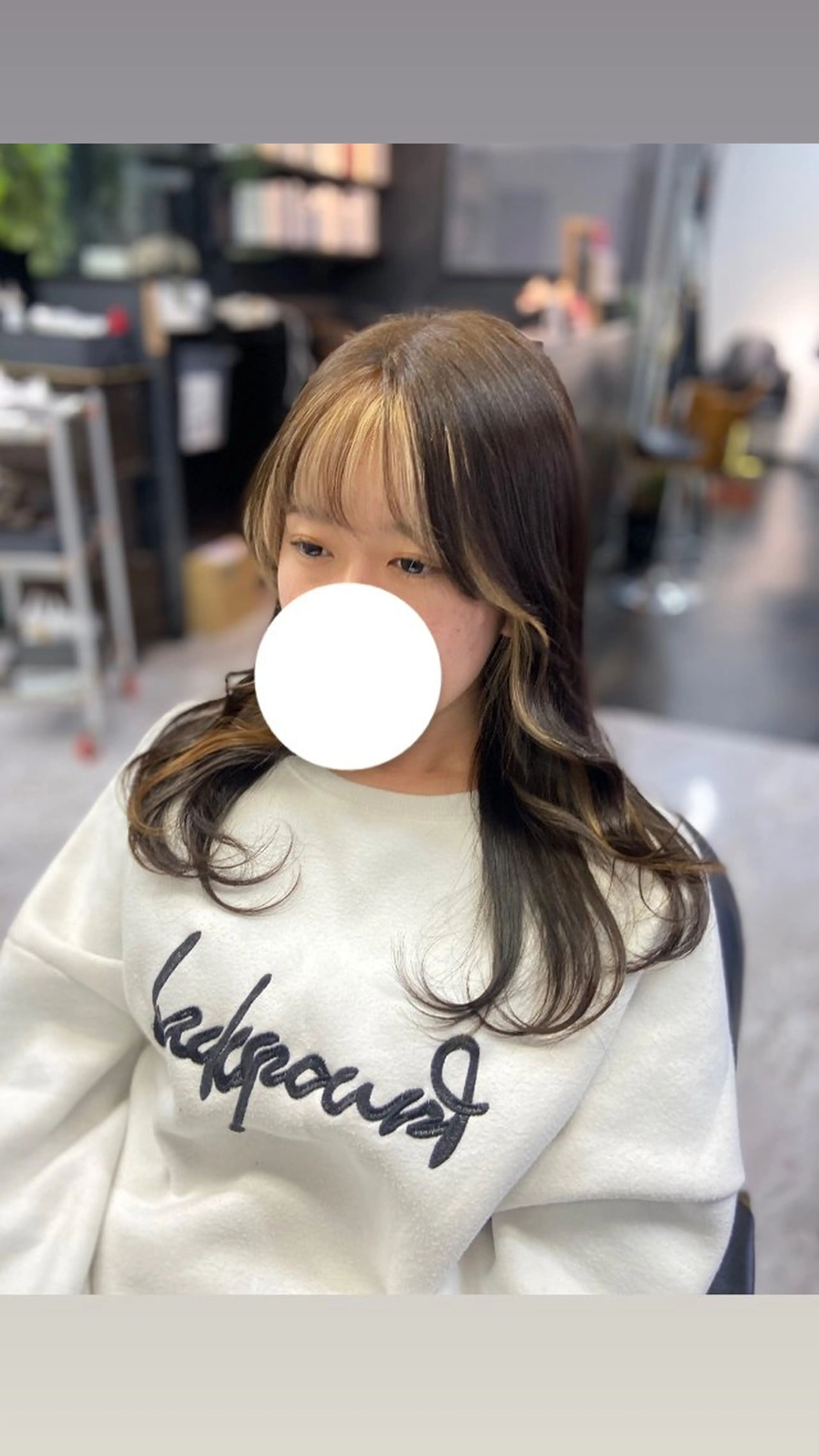 ロング 瀧下 唯のヘアスタイル