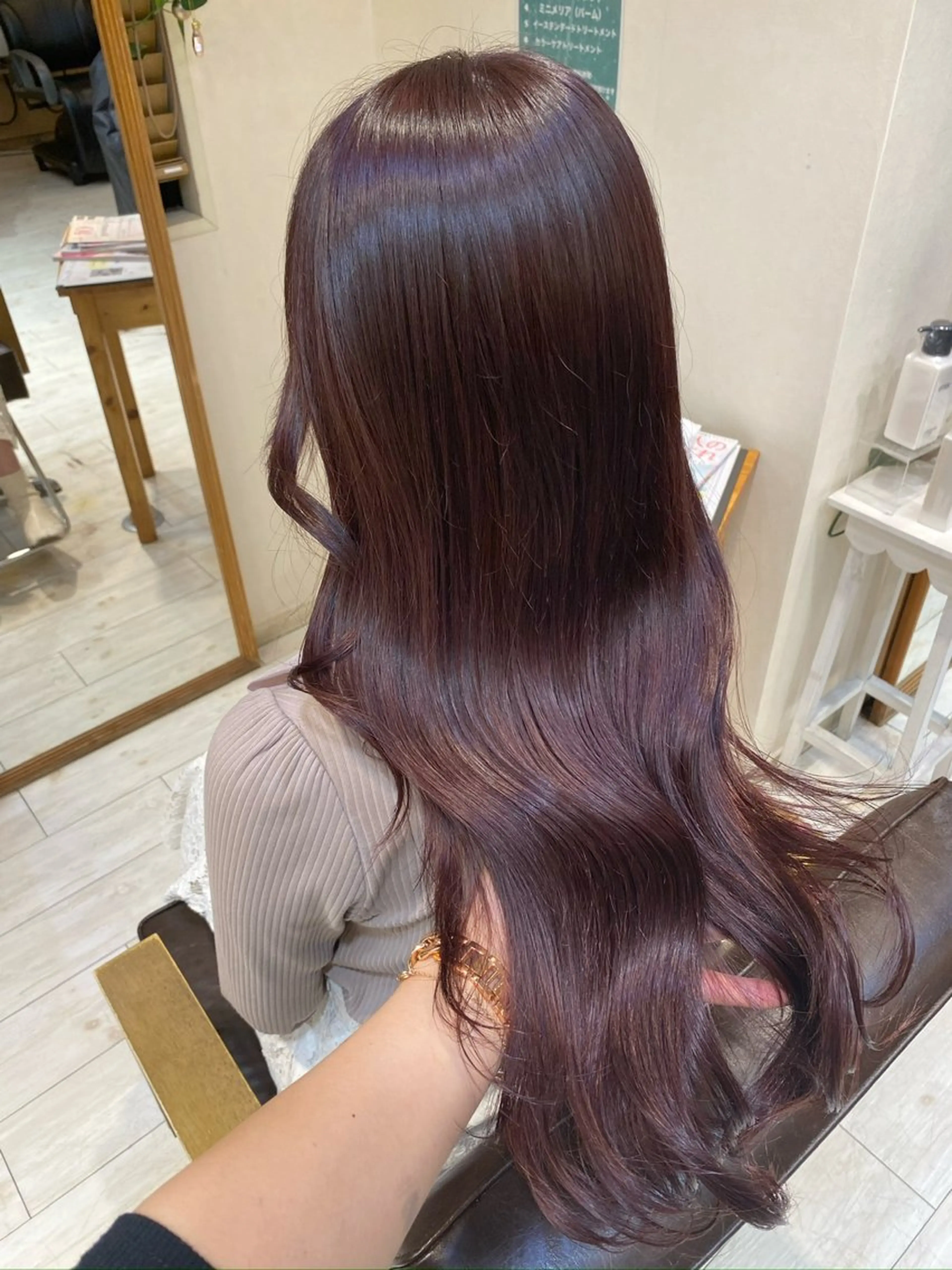 ロング カラー カット ヘアカラー トリートメント 🤎韓国ヘア ベージュ まゆか🤎のヘアスタイル