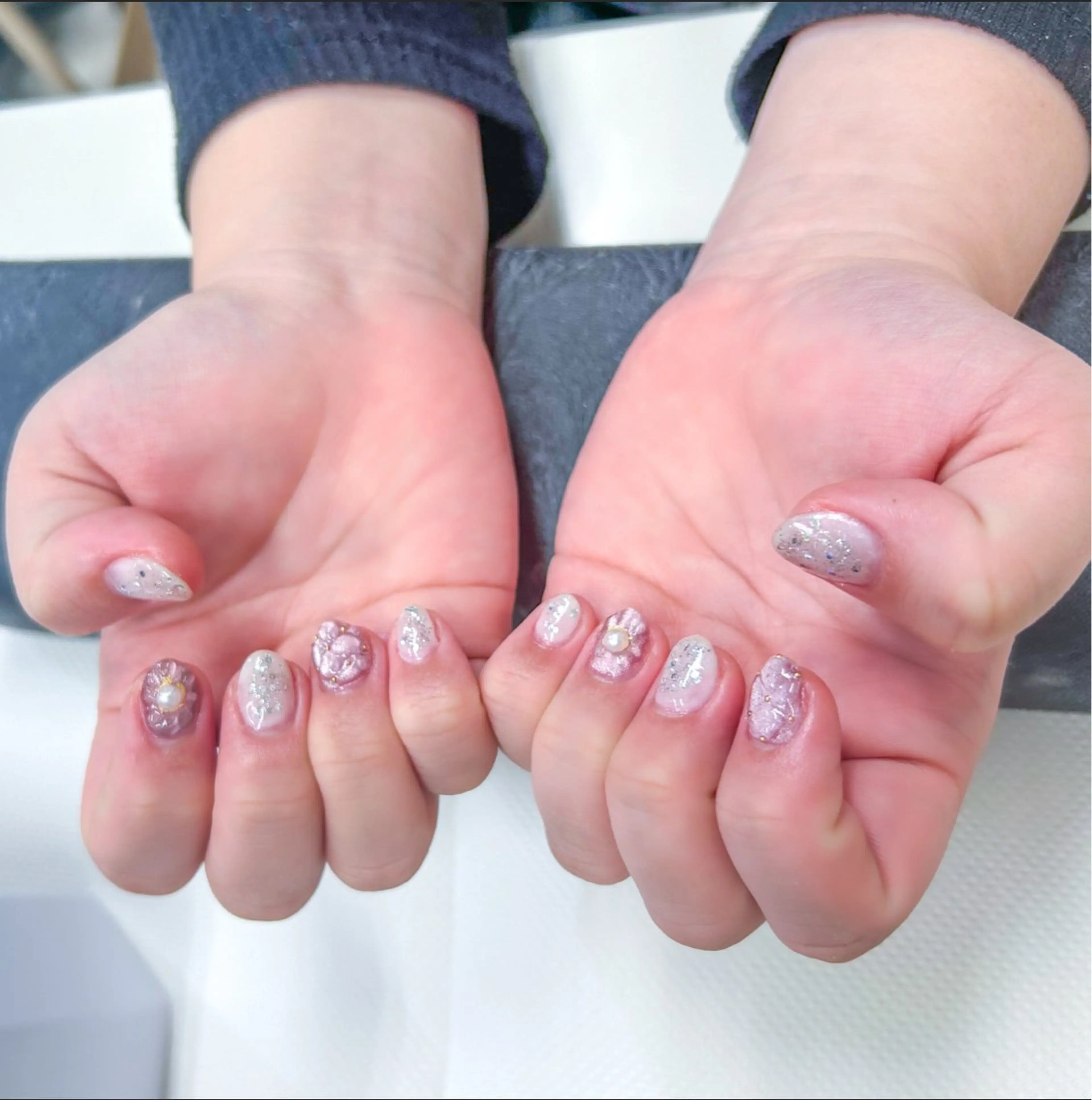 ネイル ネイルサロンエーナイン札幌大通本店所属・宇野 舞美のネイルデザイン