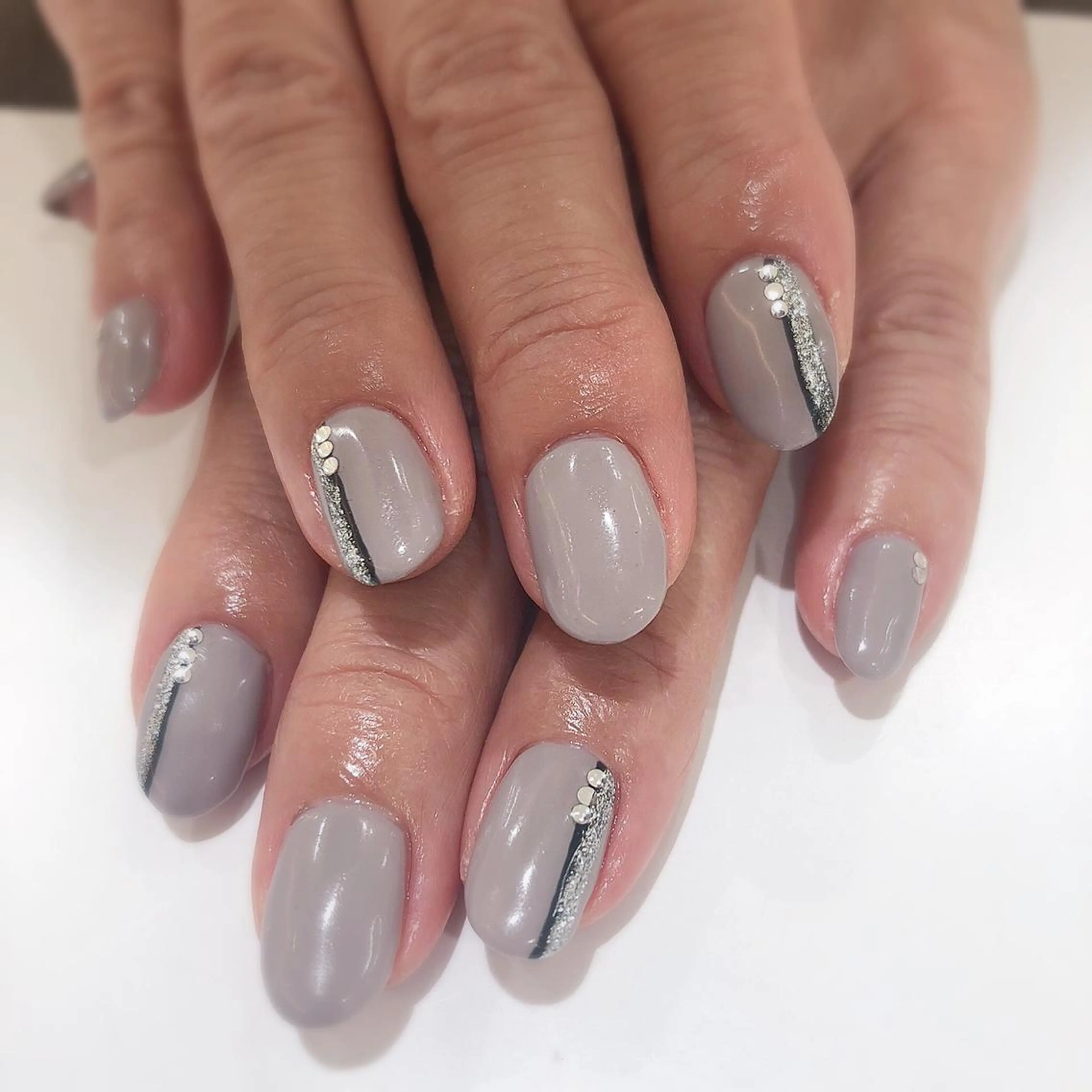 ネイル 矢崎 千春のネイルデザイン