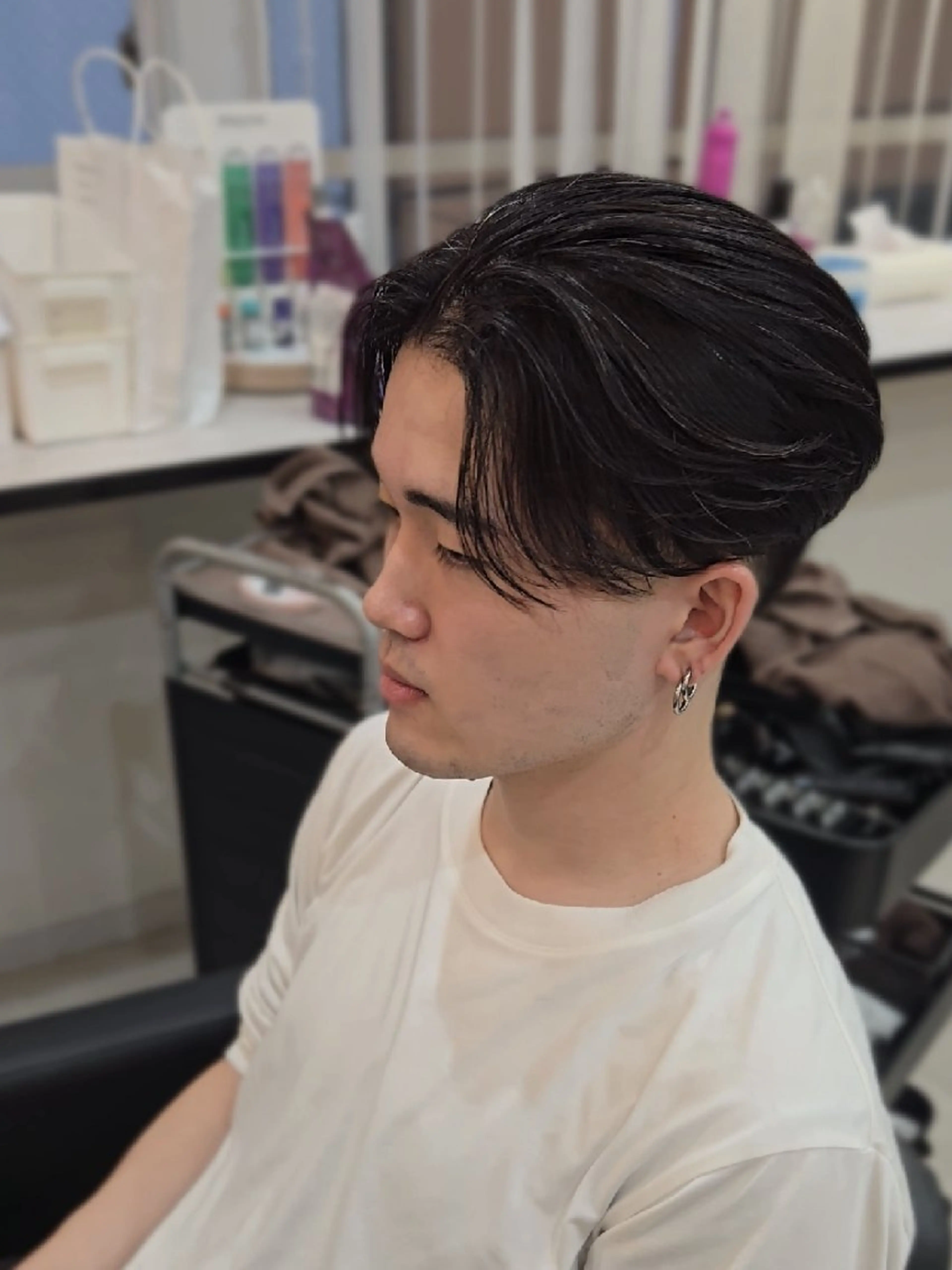 メンズ ミディアム パーマ センターパート フェードカット くせ毛 縮毛矯正 カット 縮毛矯正 ヘアセット Lapis 名古屋駅前店所属・LEN名古屋/パーマ 海外ヘア/メンズ特化のヘアスタイル