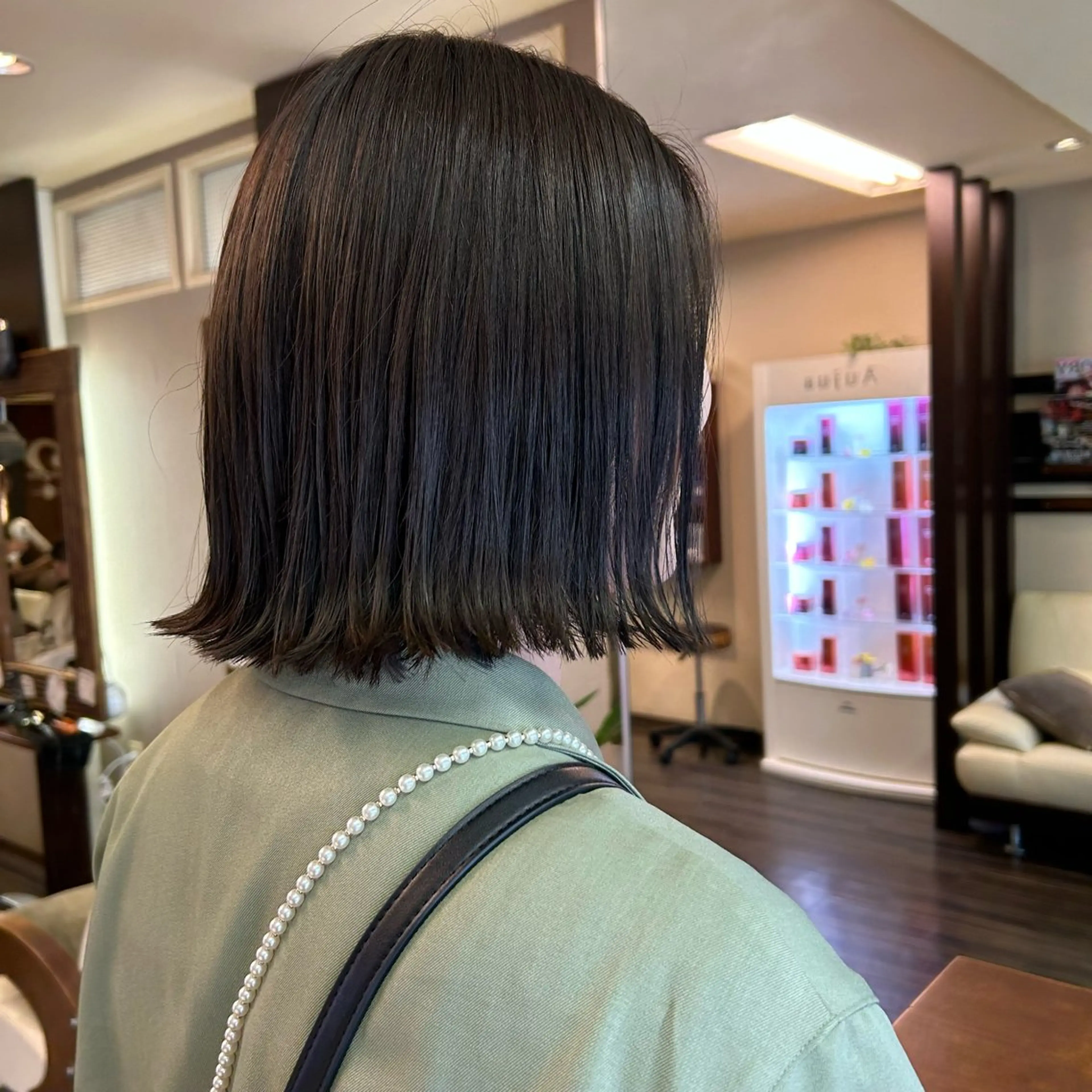 カラー カット ヘアカラー トリートメント 山崎 絵莉香のヘアスタイル