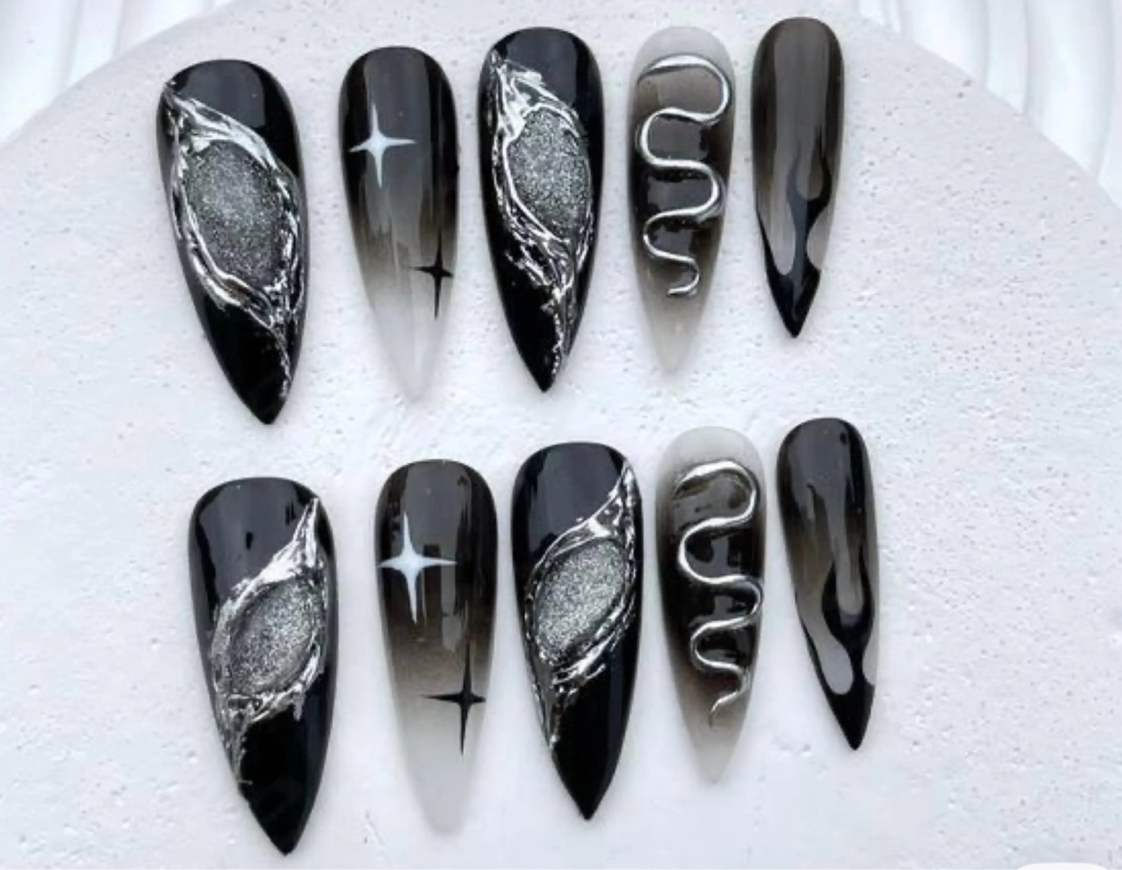 ネイル アートネイル フットネイル フレンチネイル ジェルネイル 韓国ネイル ハンドネイル フットネイル ハンドケア YURI Nail Narita所属・YURI Nail NARITAのネイルデザイン