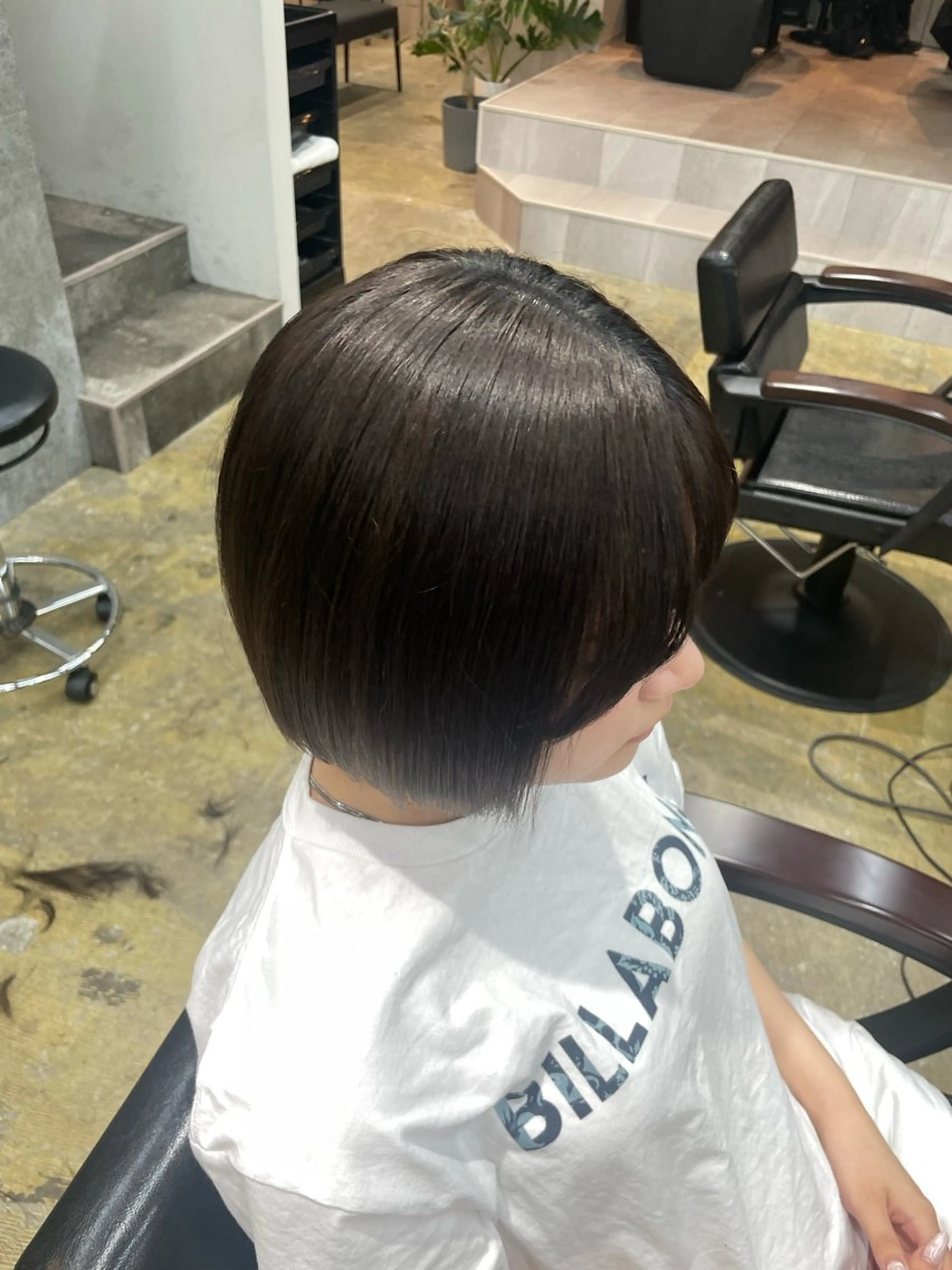 ミディアム カラー グレージュ ヘアカラー ブレンバイドット所属・ニュアンスカラー/ 🫧レミ(坊主)のヘアスタイル