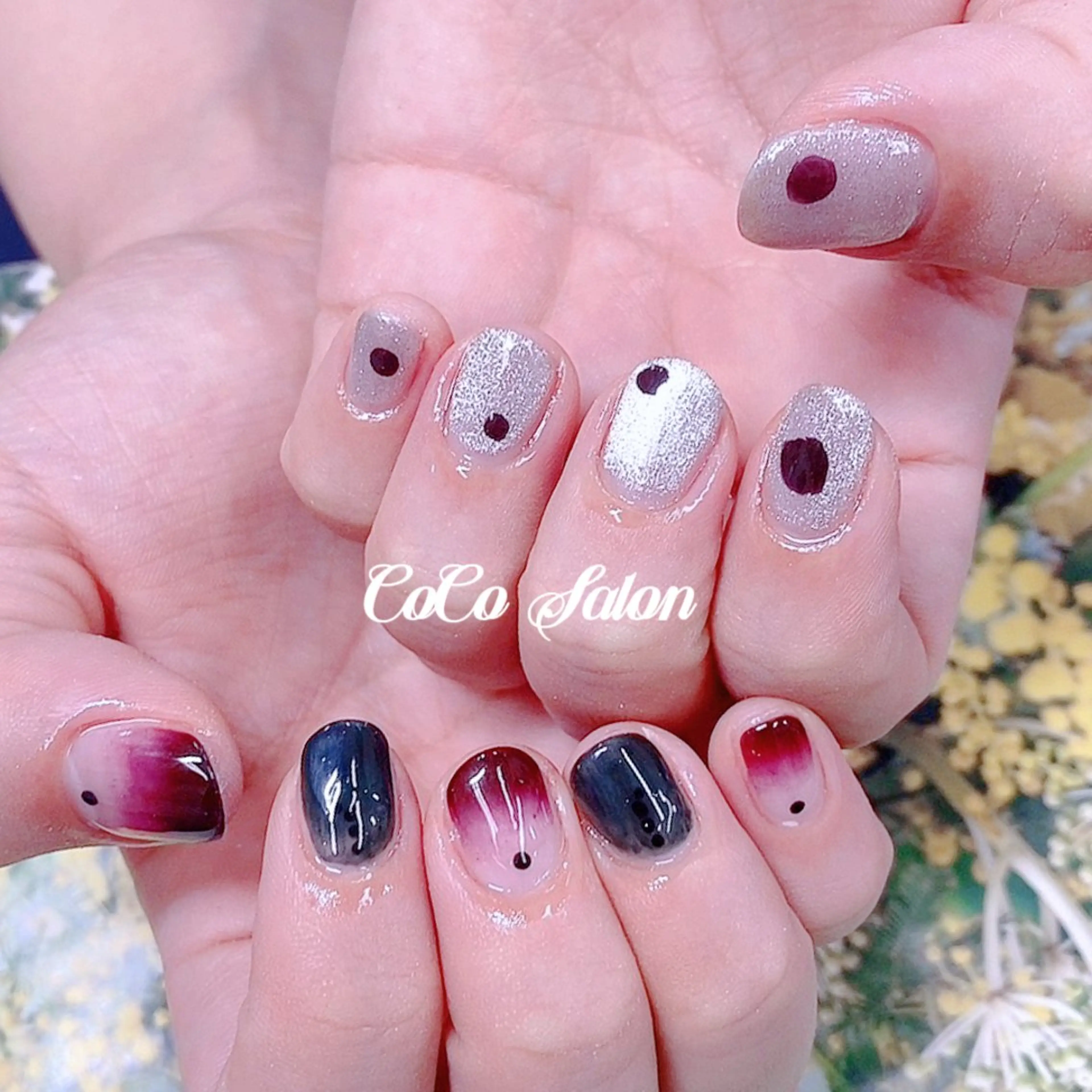 ネイル ボルドー ジェルネイル グラデーション ネイビー オフィスネイル ハンドネイル CoCoSalon ネイル/まつ毛予約のネイルデザイン