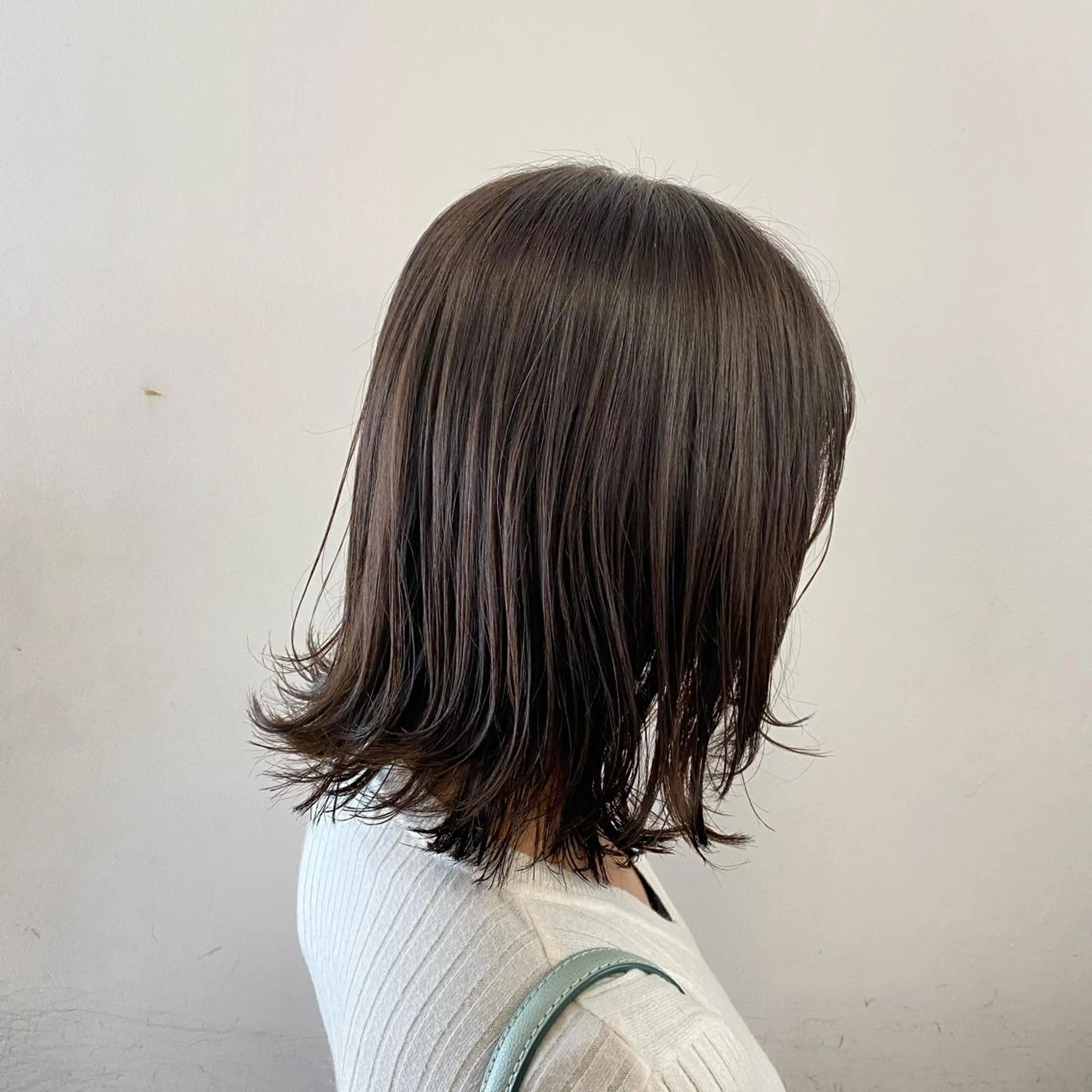 ミディアム BELO キエのヘアスタイル