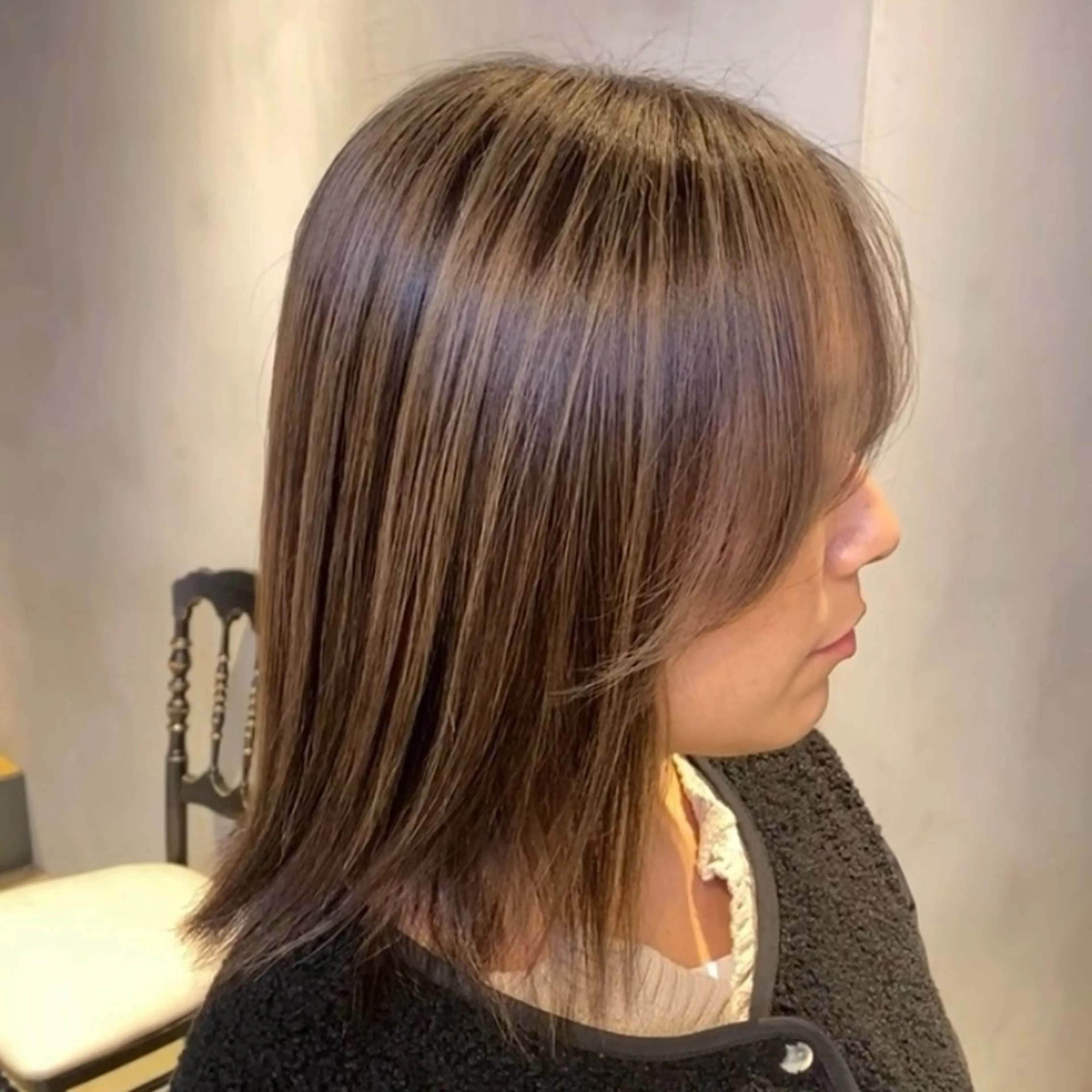 ミディアム ヘアカラー トリートメント とびまつ /ショート/脱白髪染のヘアスタイル