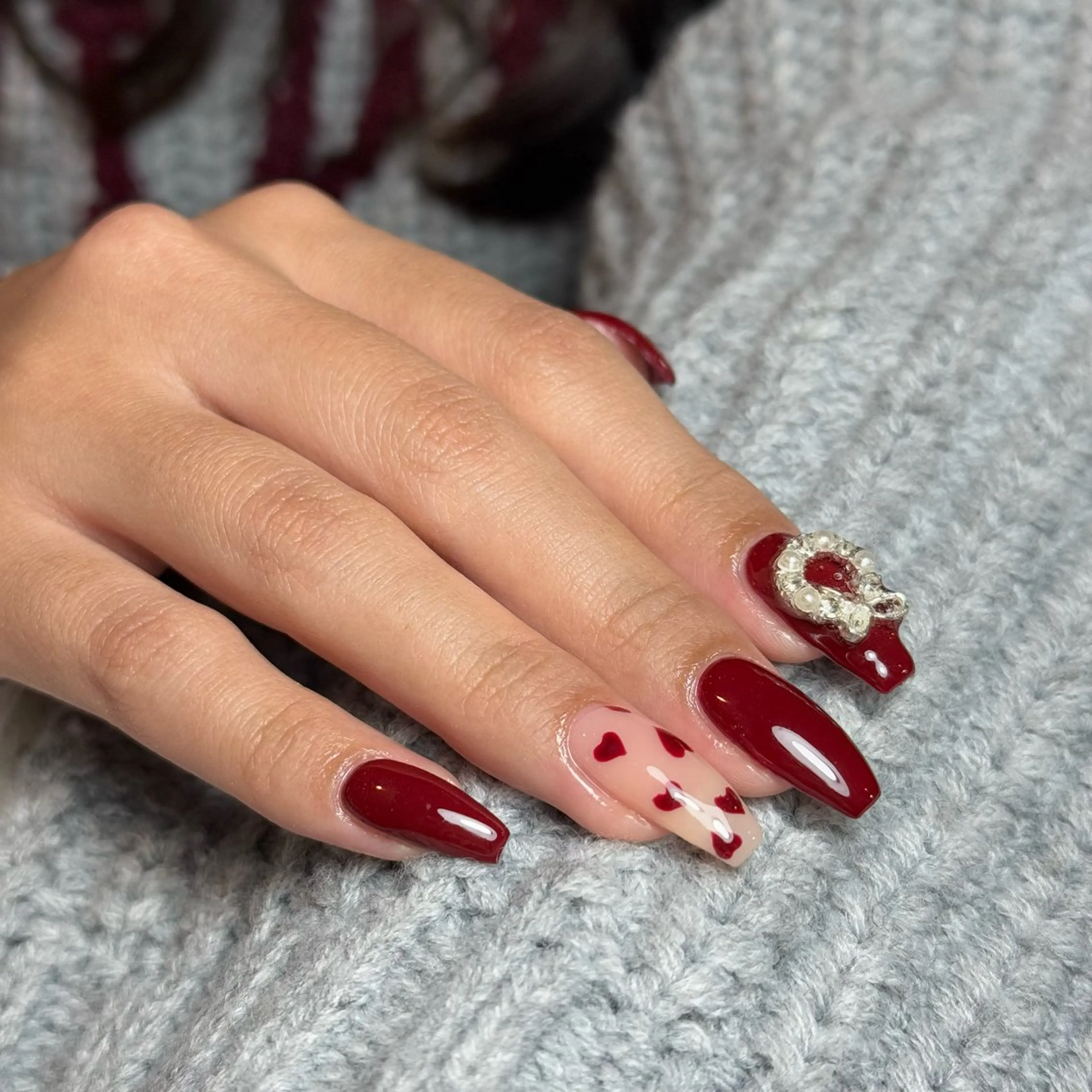 ネイル チークネイル フレンチネイル グラデーション キラキラネイル 韓国ネイル ハンドネイル Risa_ Nailのネイルデザイン