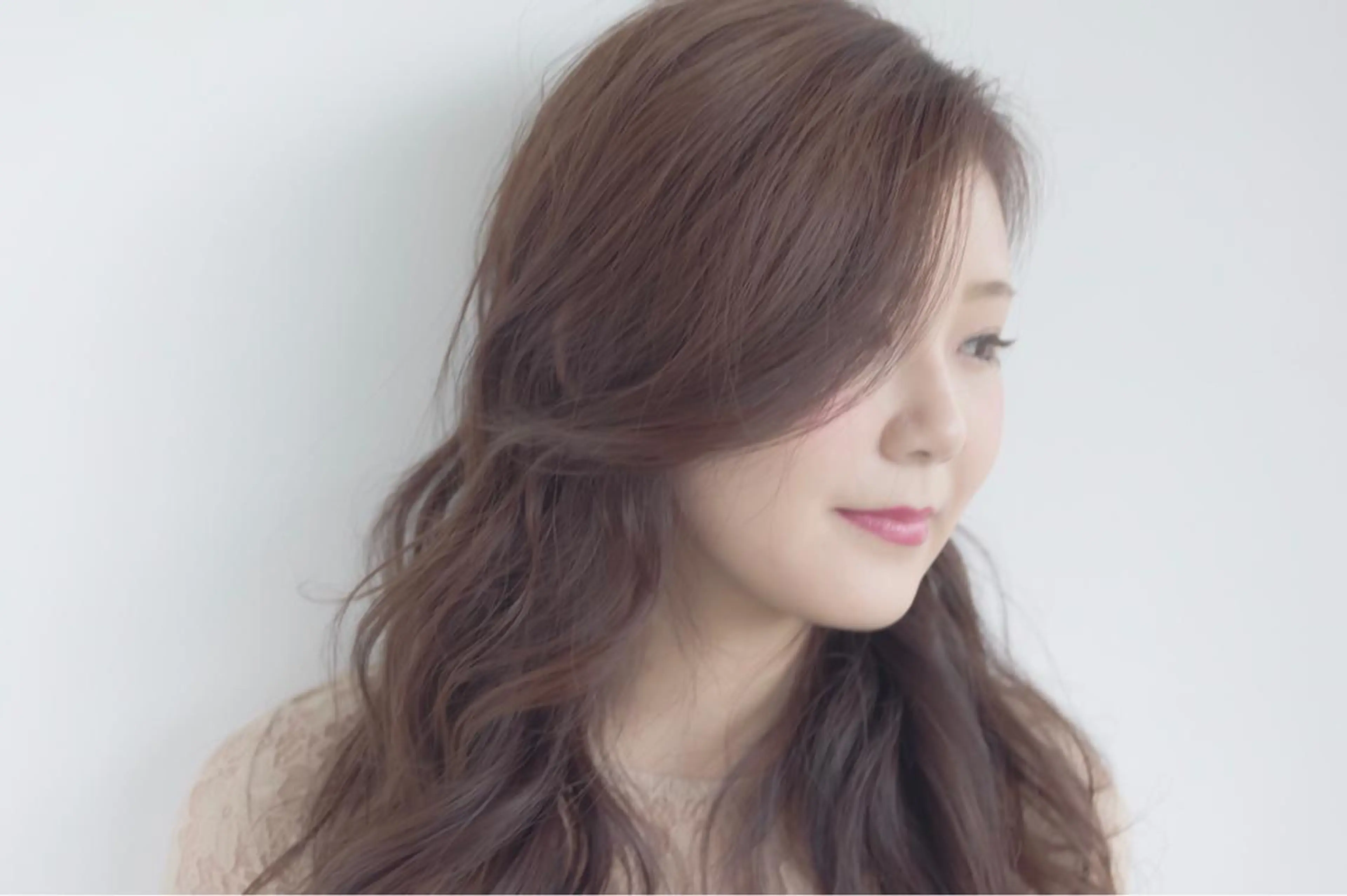 ミディアム セミロング 🌈ディレクター🌈 徳松優希のヘアスタイル