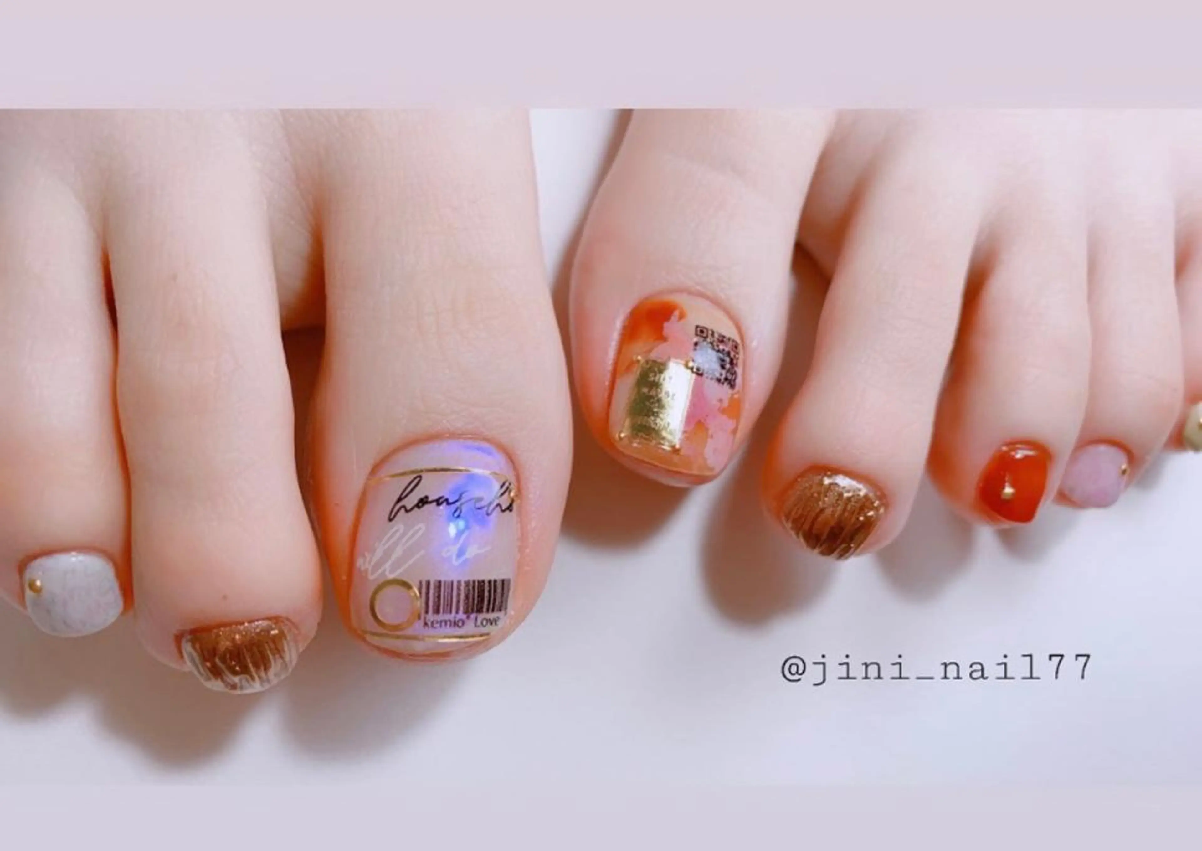 ネイル JINI NAIL所属・ジニ ネイルのネイルデザイン