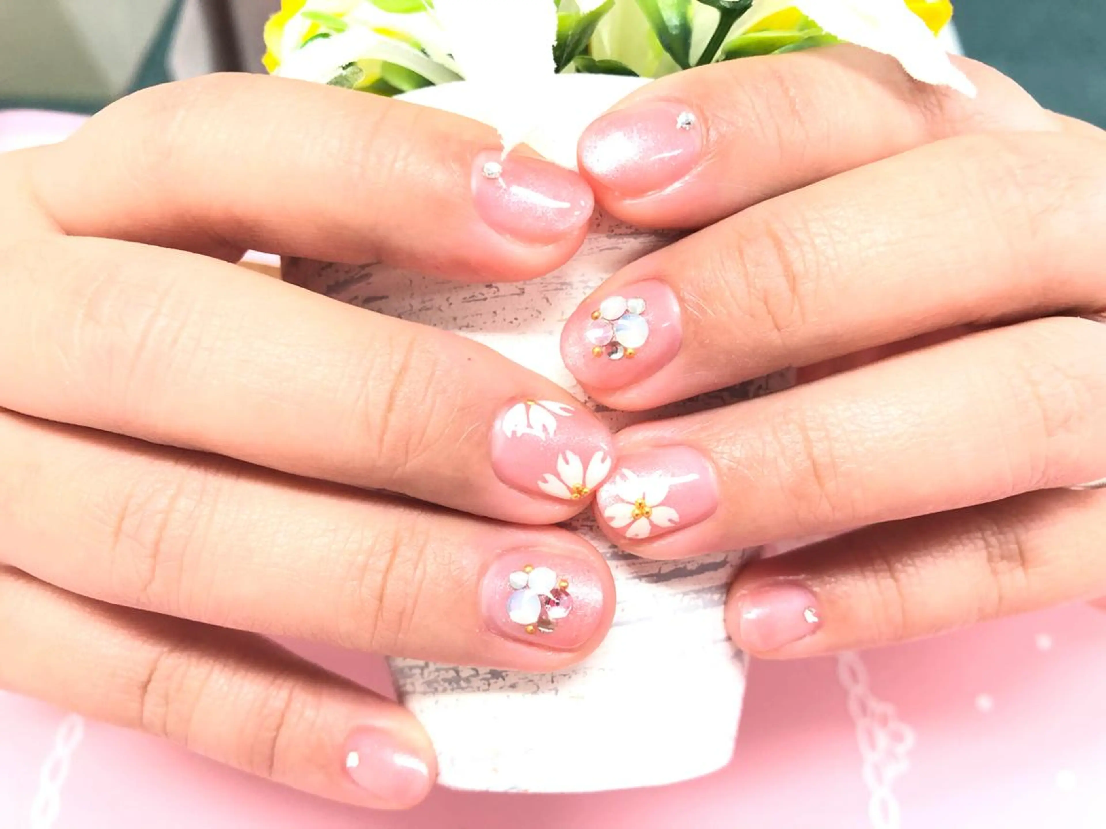 ネイル ユリシスネイル 担当近藤のネイルデザイン