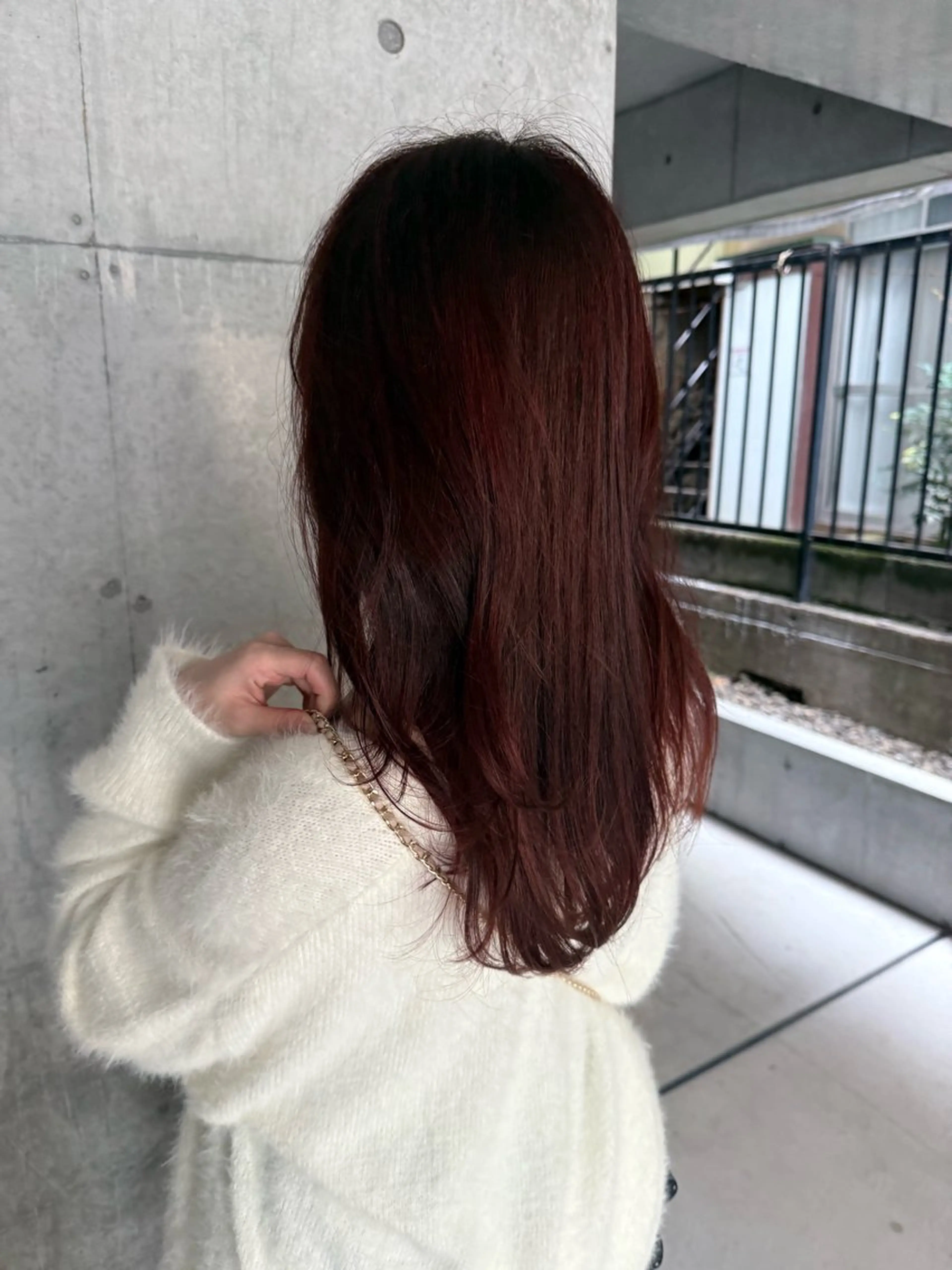 ロング カラー ロングレイヤー アッシュ ベージュカラー ケアカラー 透明感カラー カット ヘアカラー トリートメント レイヤー/梅田/ HIKARU🍀のヘアスタイル