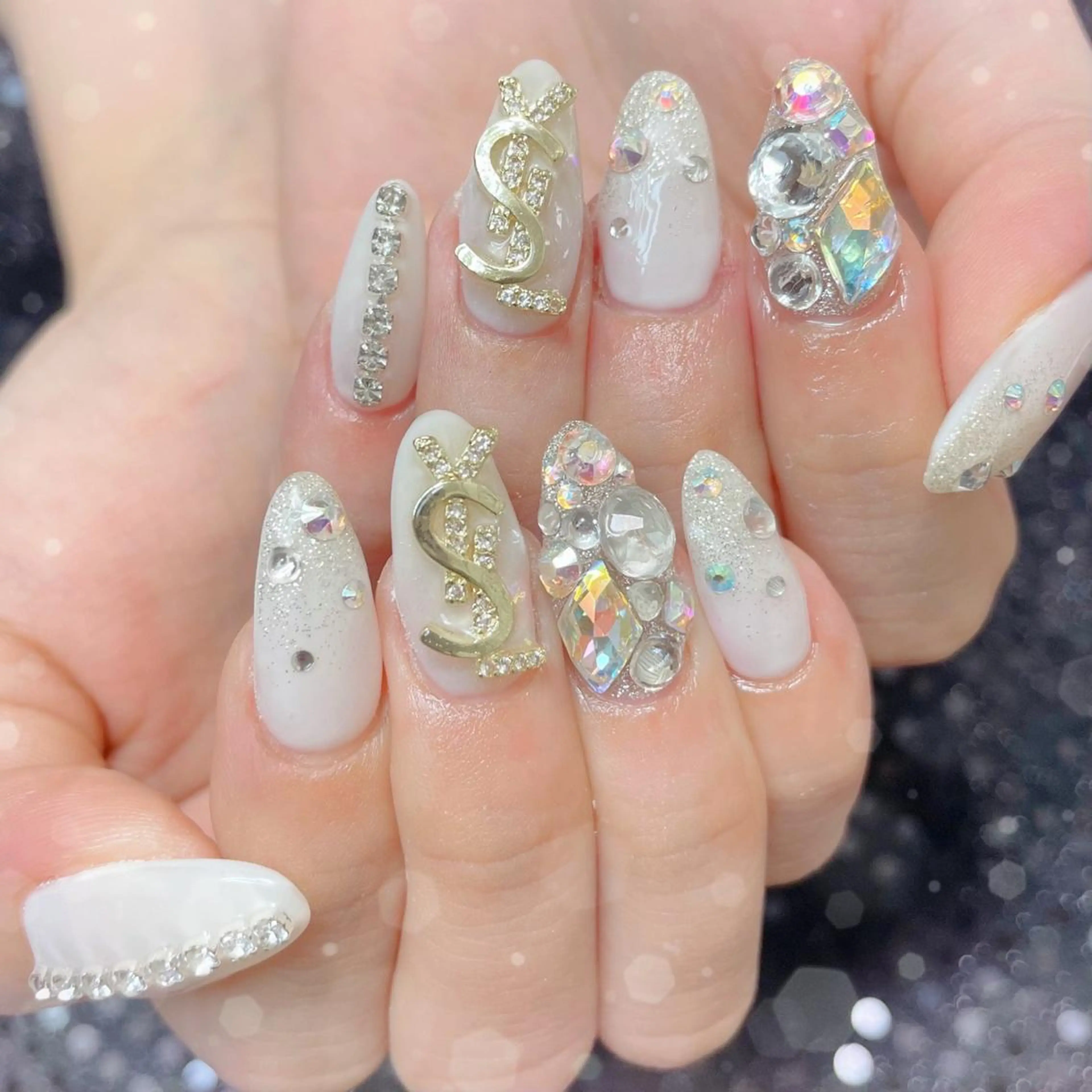 ネイル ハンドネイル ハンドケア MoON...❤︎ MeGuのネイルデザイン