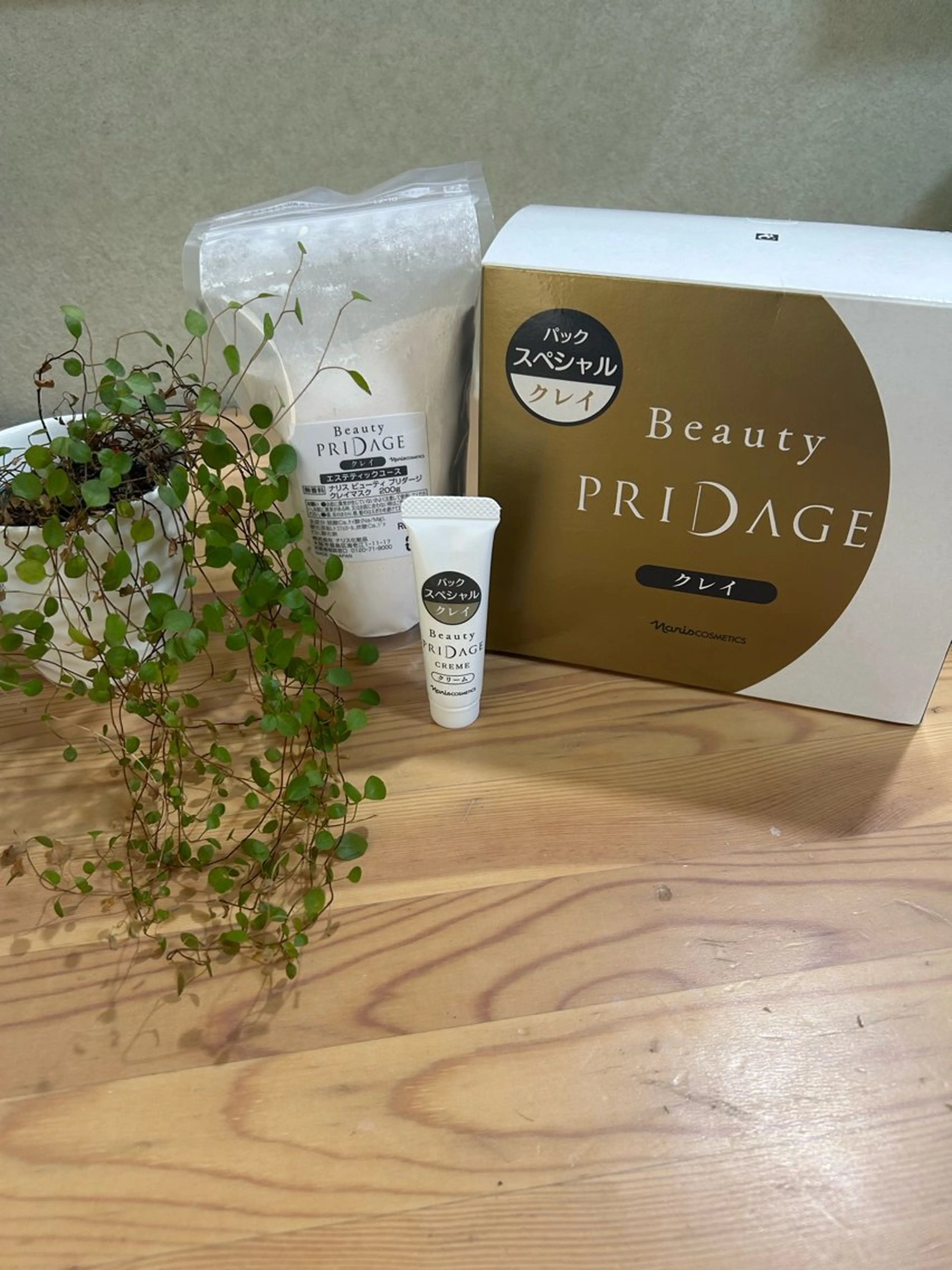 フェイシャル&デコルテエステ（クレイマスク付き）の写真