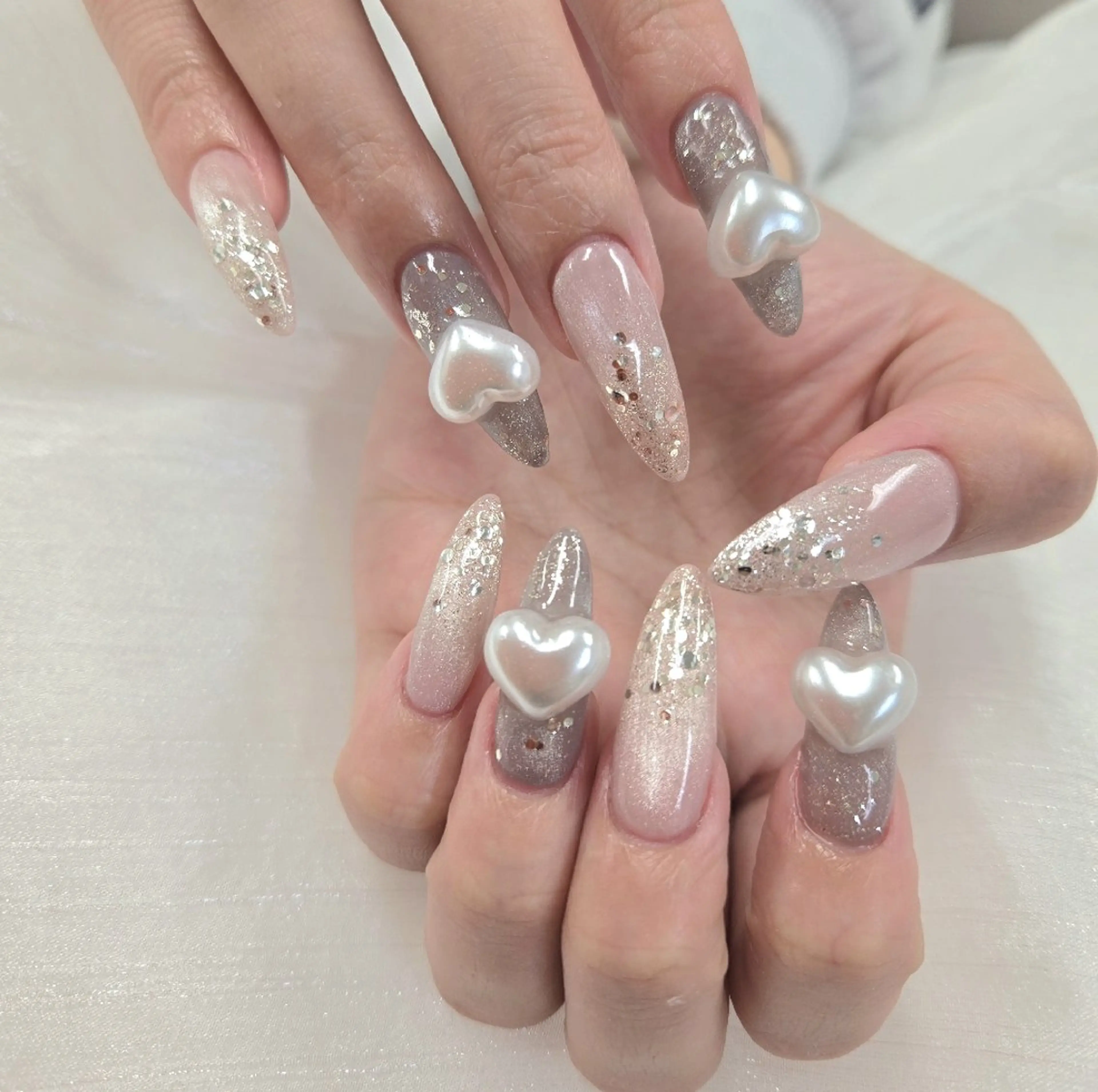 ネイル アートネイル オーロラネイル チークネイル ジェルネイル グラデーション ハンドネイル 河野ちえ (雑誌掲載サロン)のネイルデザイン