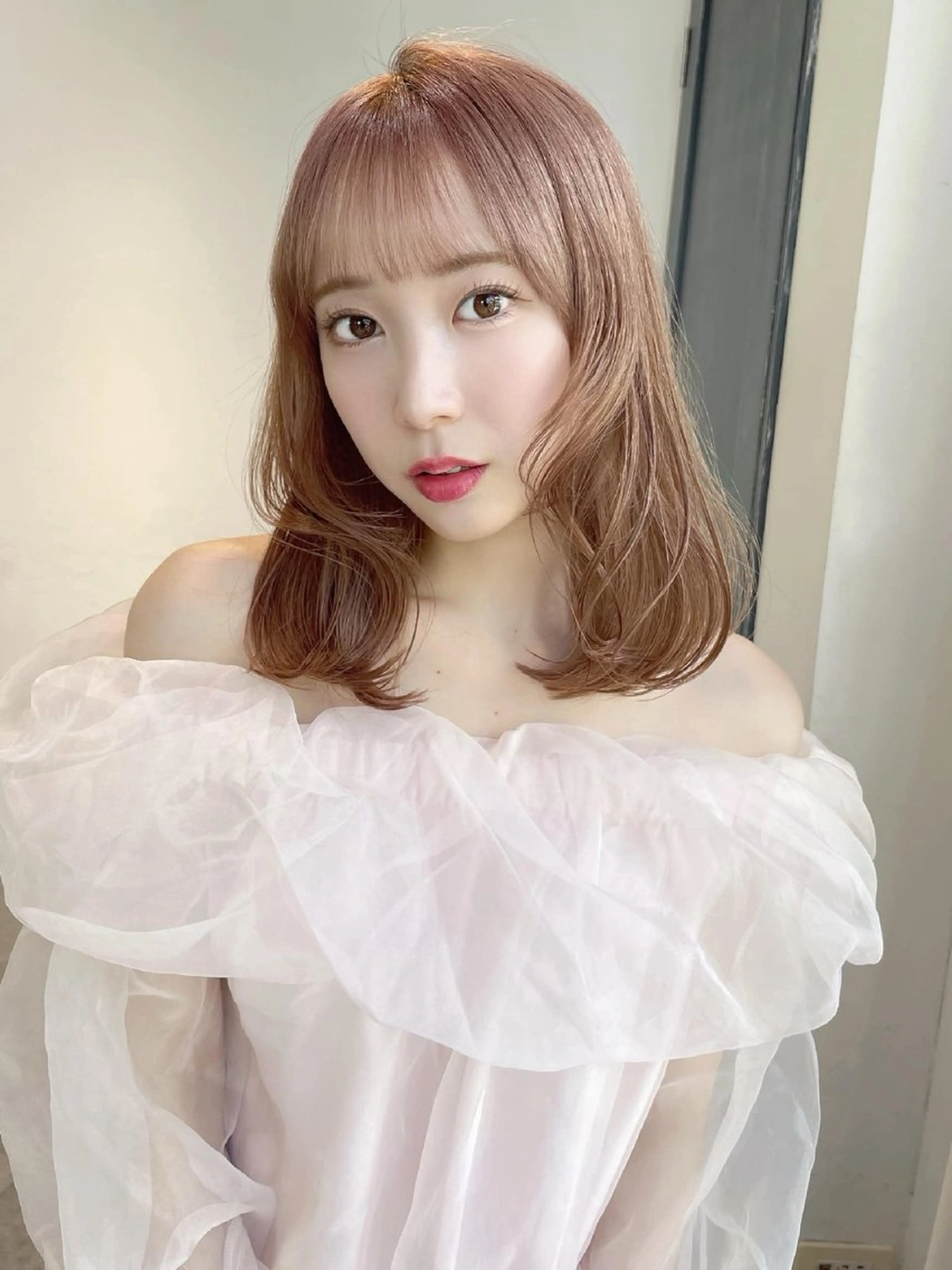 セミロング カラー ヘアカラー トリートメント 盛れる韓国ヘア🩰/ 透明感カラー/華のヘアスタイル