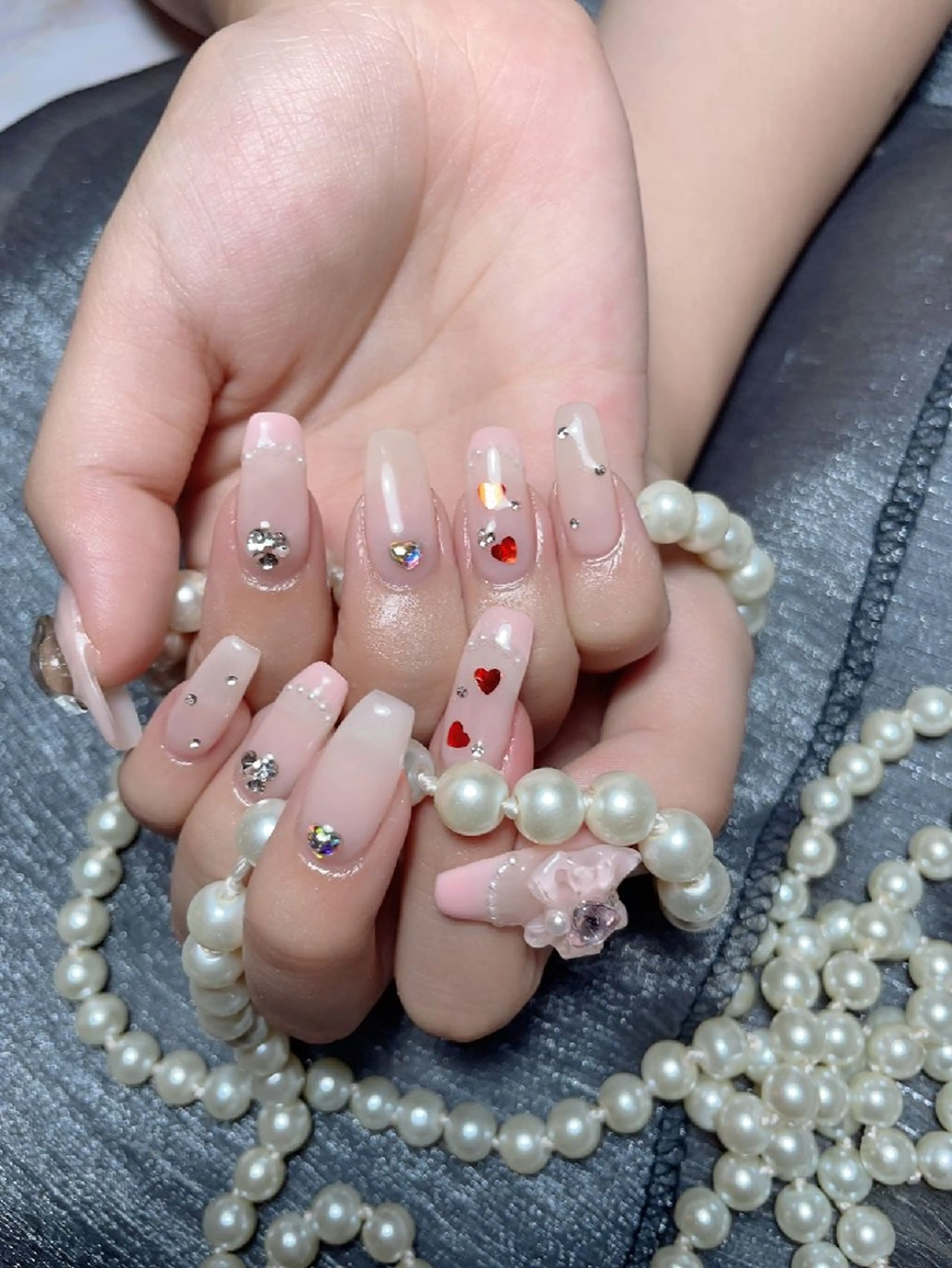 ネイル ENsalon AKIRAのネイルデザイン