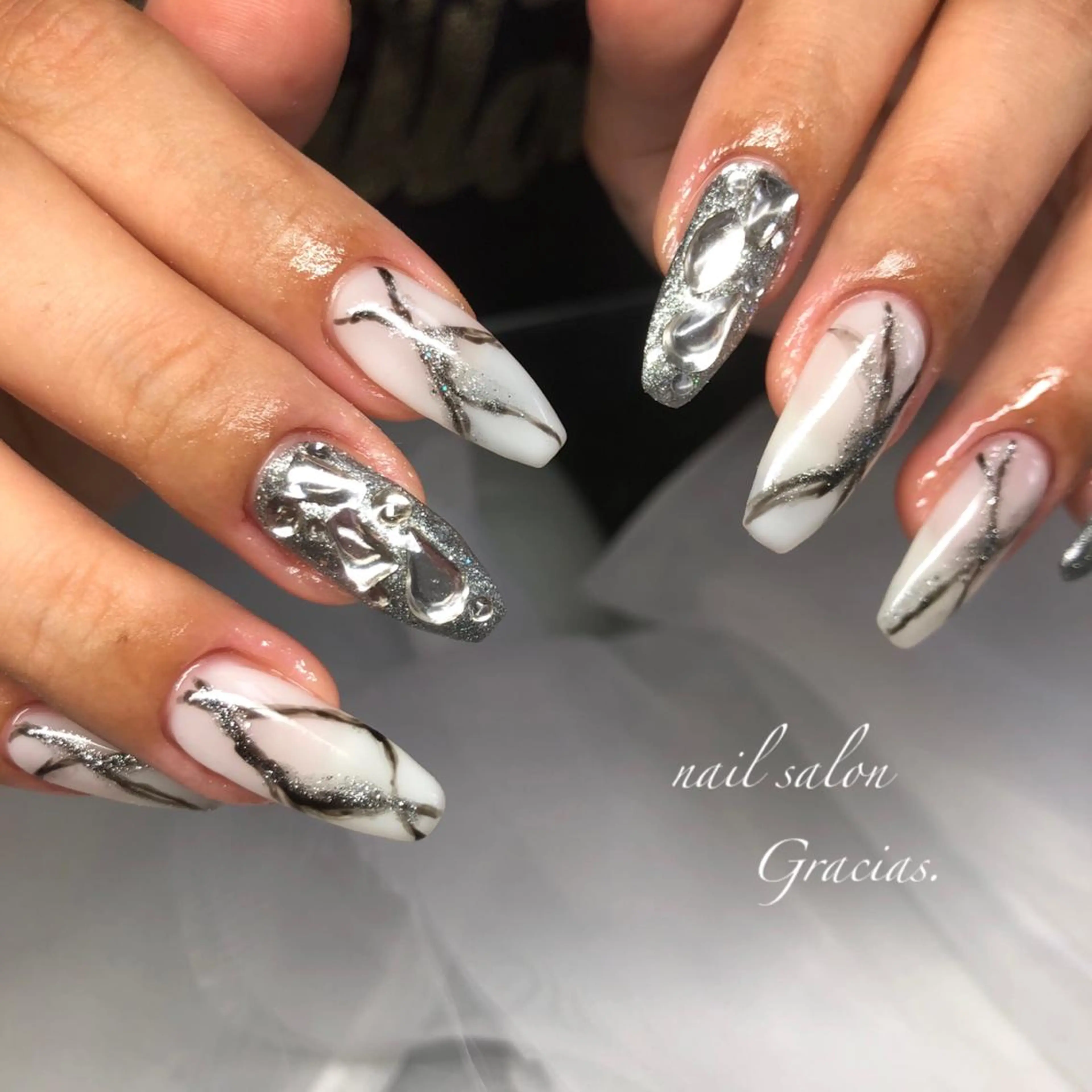 ネイル ジェルネイル メンズネイル ニュアンスネイル Gracias. rieのネイルデザイン