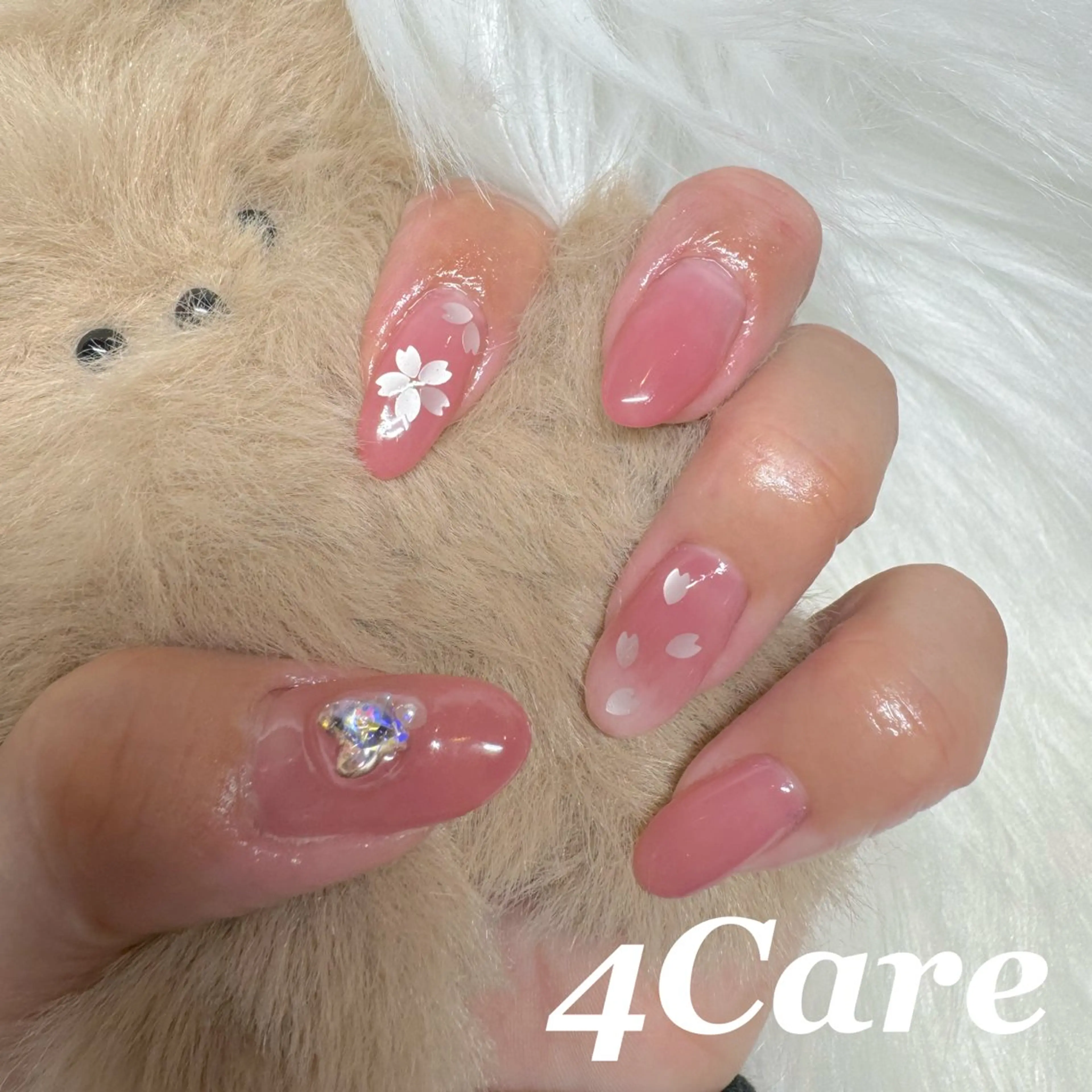 ネイル 4Care所属・4Care Yのネイルデザイン