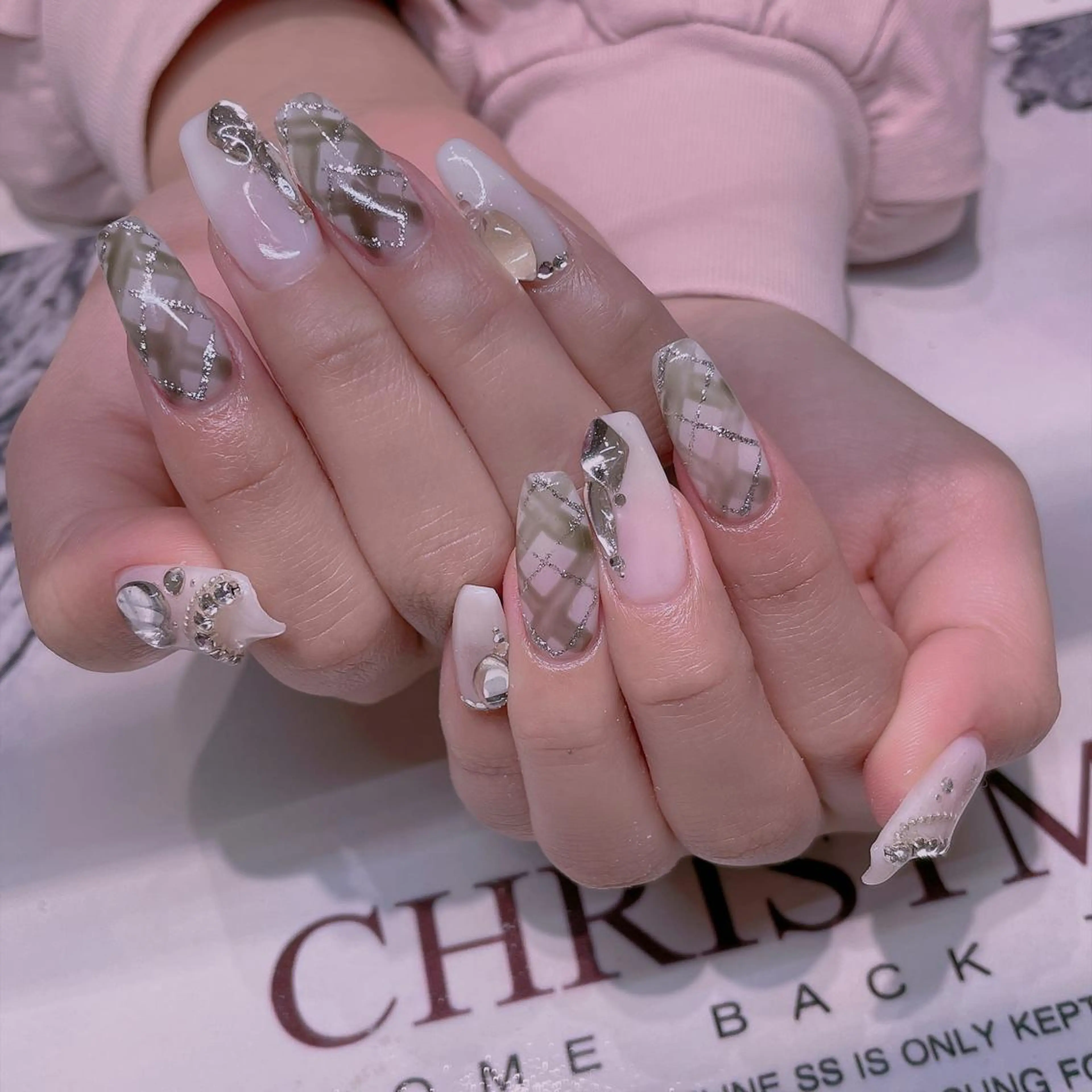 ネイル 長さだし専門店 M2 rikaのネイルデザイン