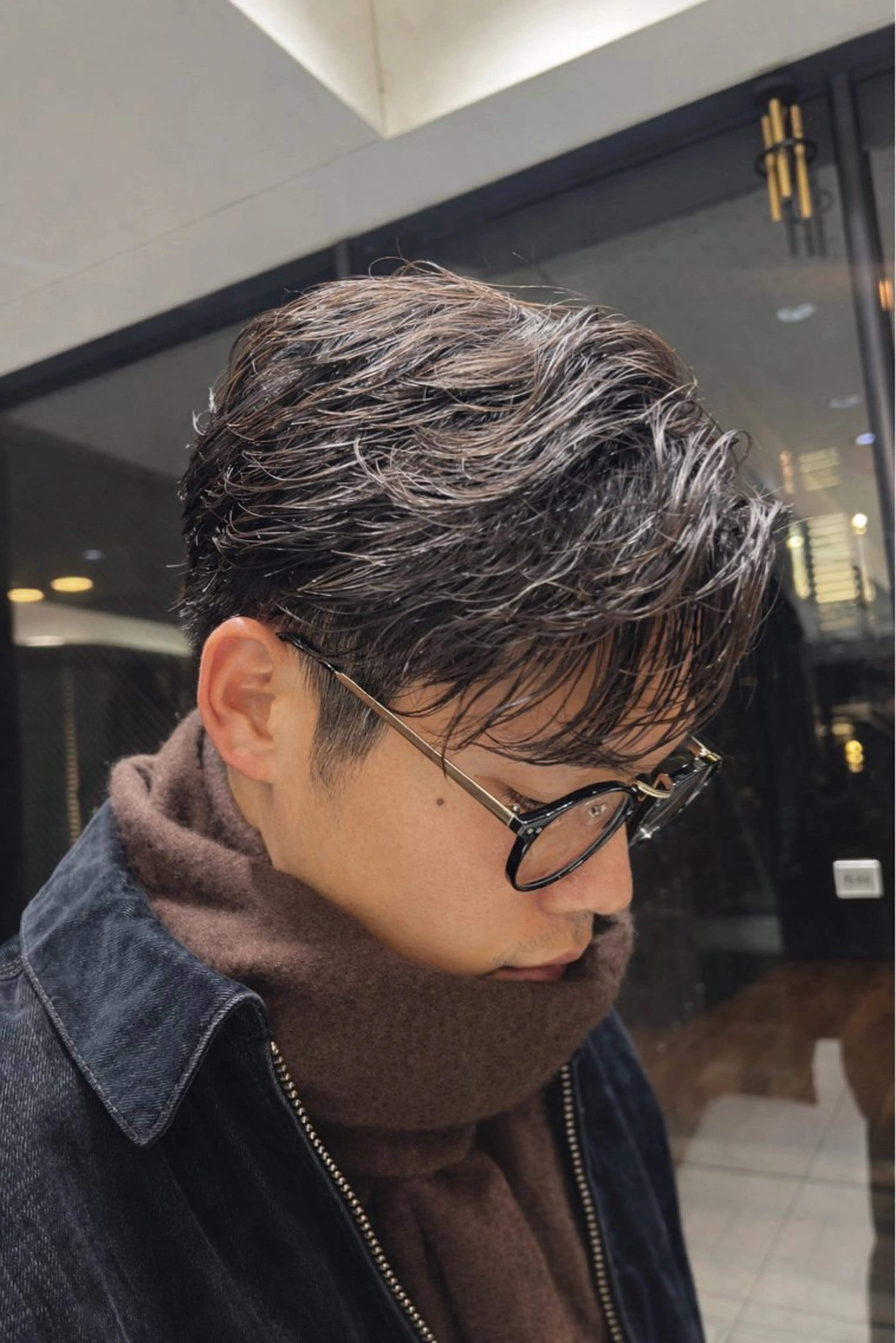 ショート パーマ メンズ メンズパーマ カット パーマ メンズパーマ 岩成健志郎のヘアスタイル