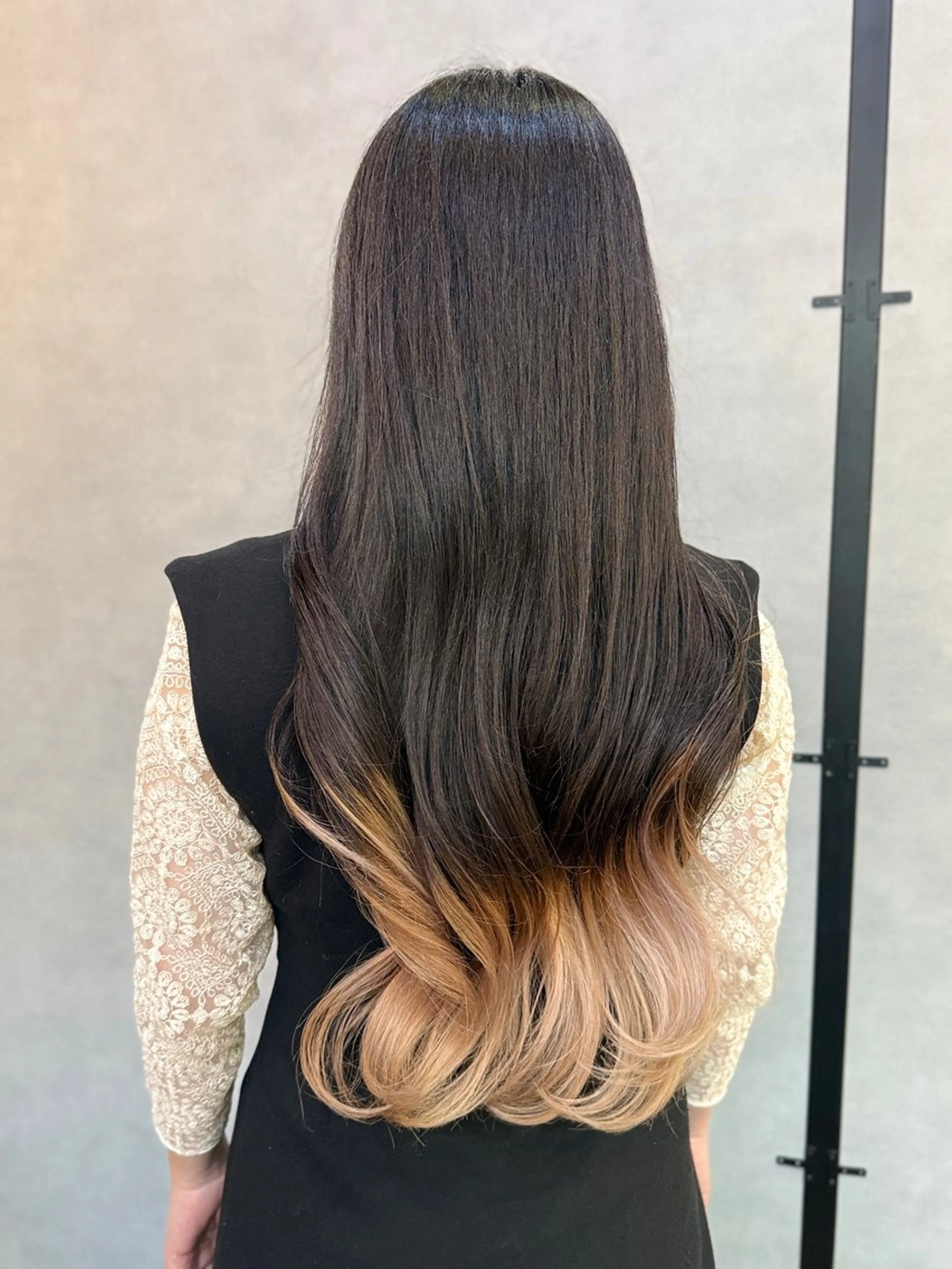 ロング カラー カット ヘアカラー トリートメント 透明感カラー/パーマ 🌀アオノのヘアスタイル