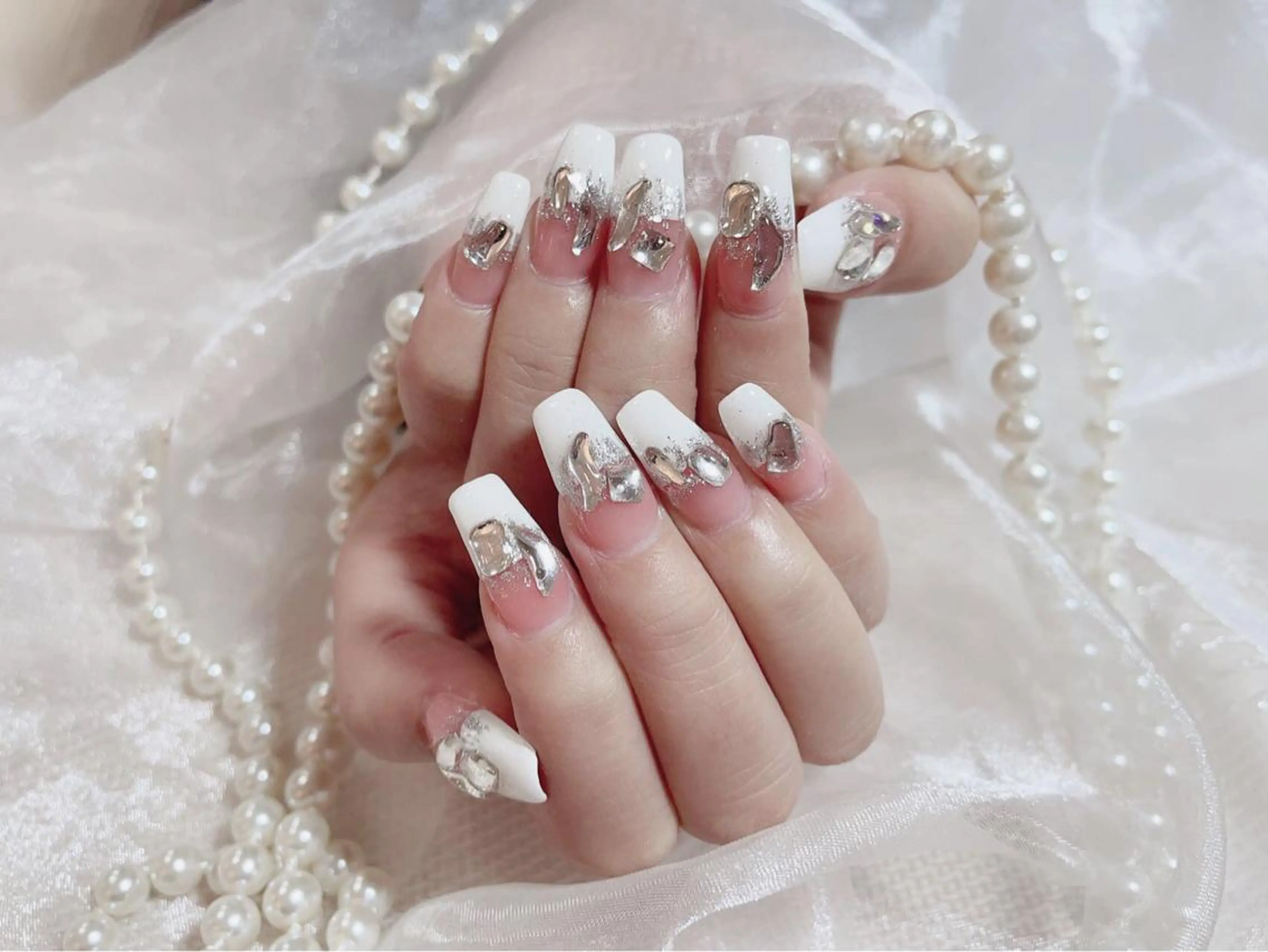 ネイル ハンドネイル VIVIAN リサのネイルデザイン