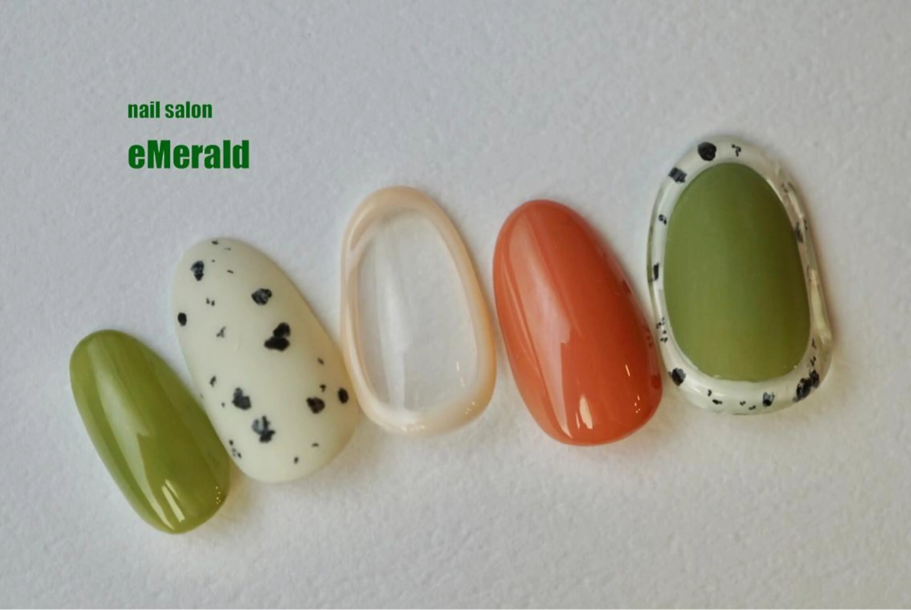 ネイル nailsalon eMeraldのネイルデザイン