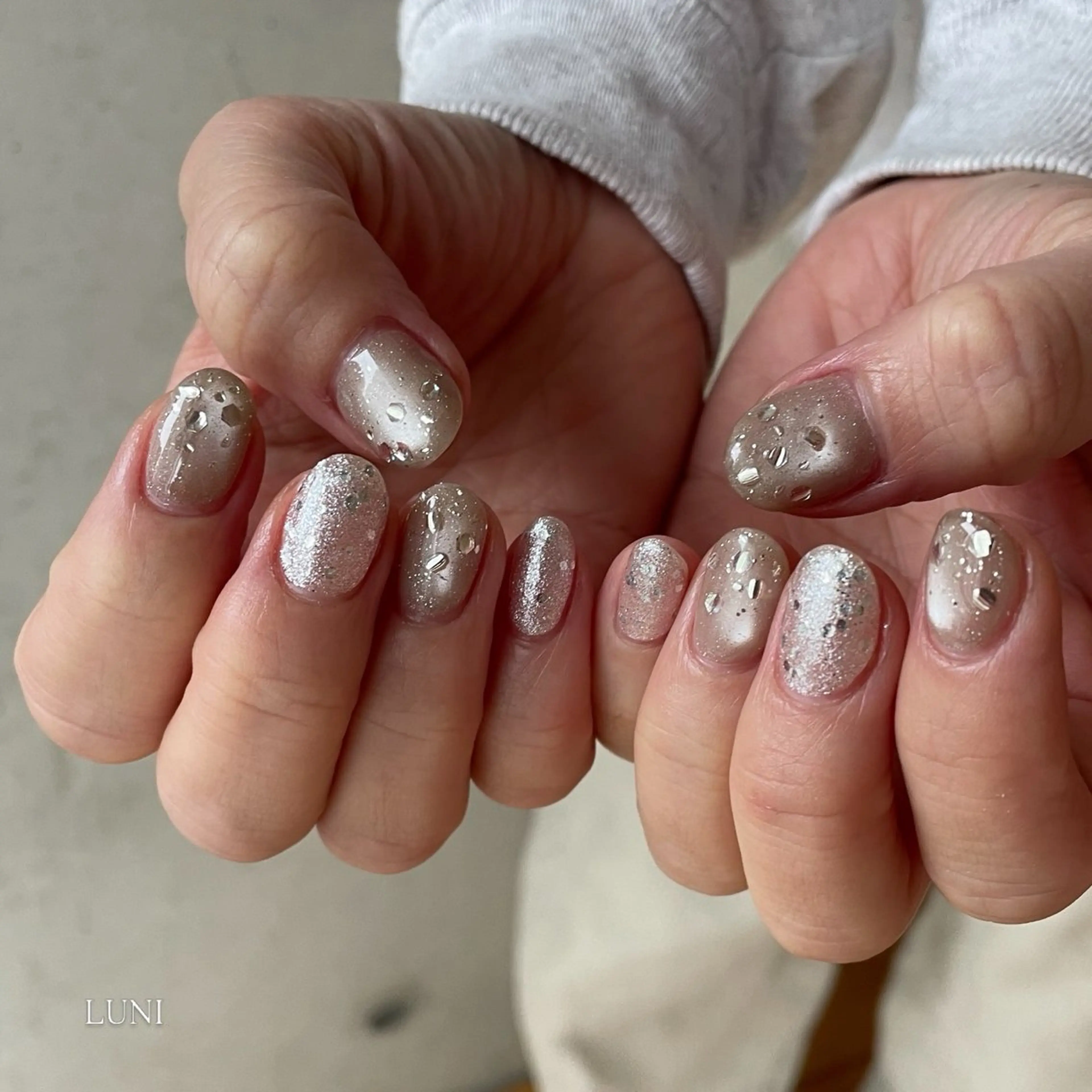 ネイル フラッシュネイル ハンドネイル LUNI所属・LUNI 久屋大通 ˚✧₊⁎/ yuriのネイルデザイン