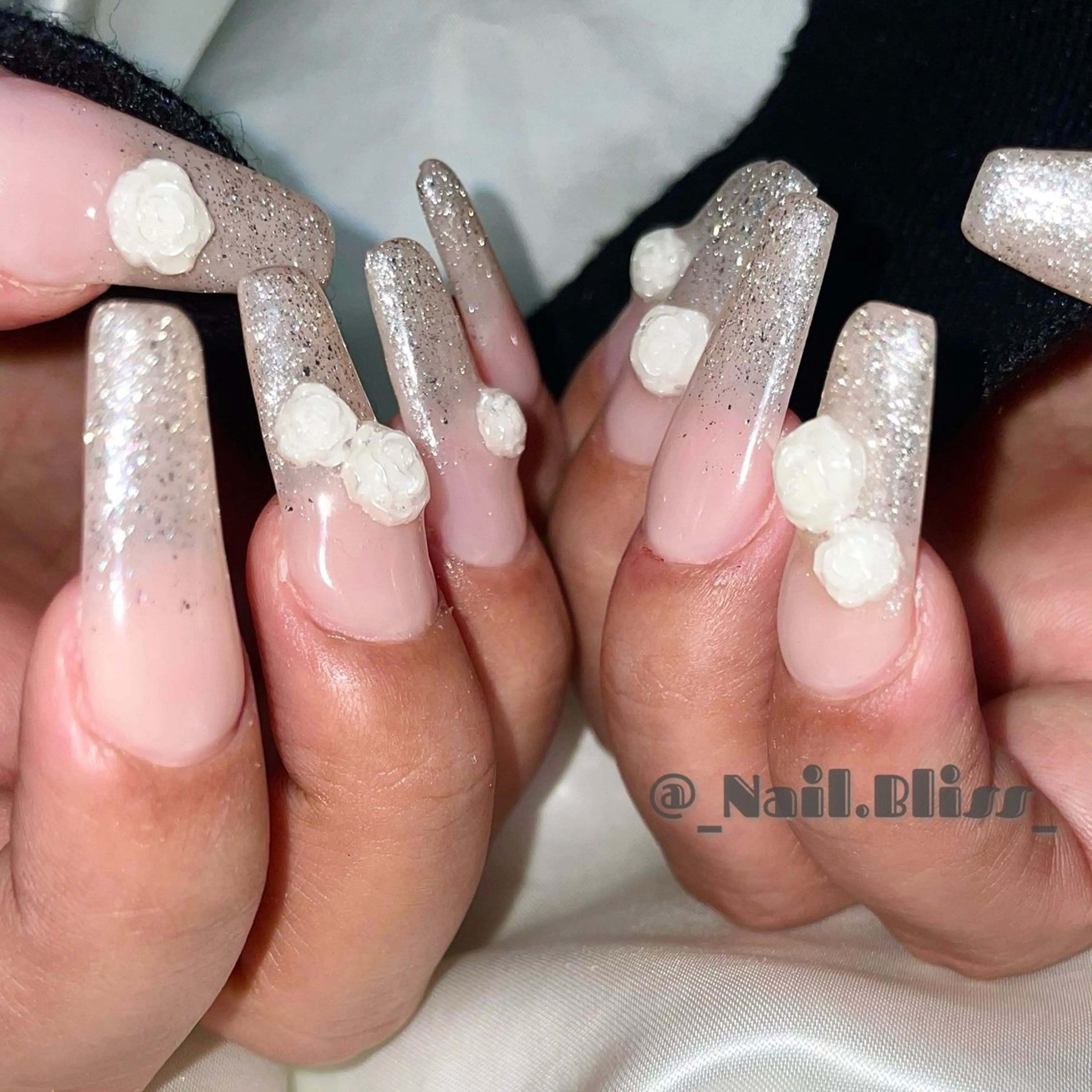 ネイル フラッシュネイル ラメ(グリッター) ラメグラデーション 持ち込み ハンドネイル NAIL BLISSのネイルデザイン