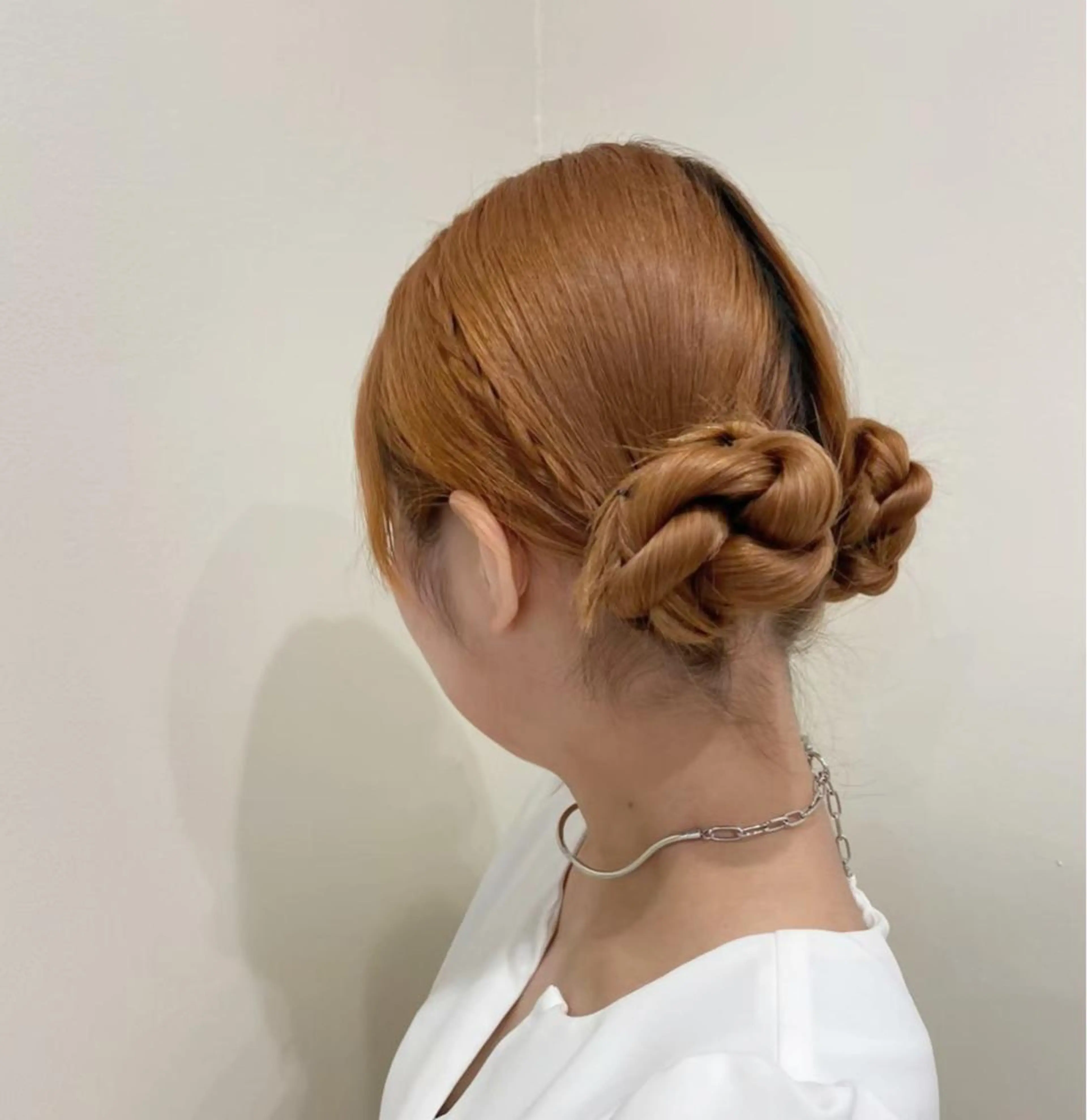 ロング ヘアアレンジ お団子ヘア ツインテール ヘアセット mugelca所属・ワタナベ リリコのヘアスタイル