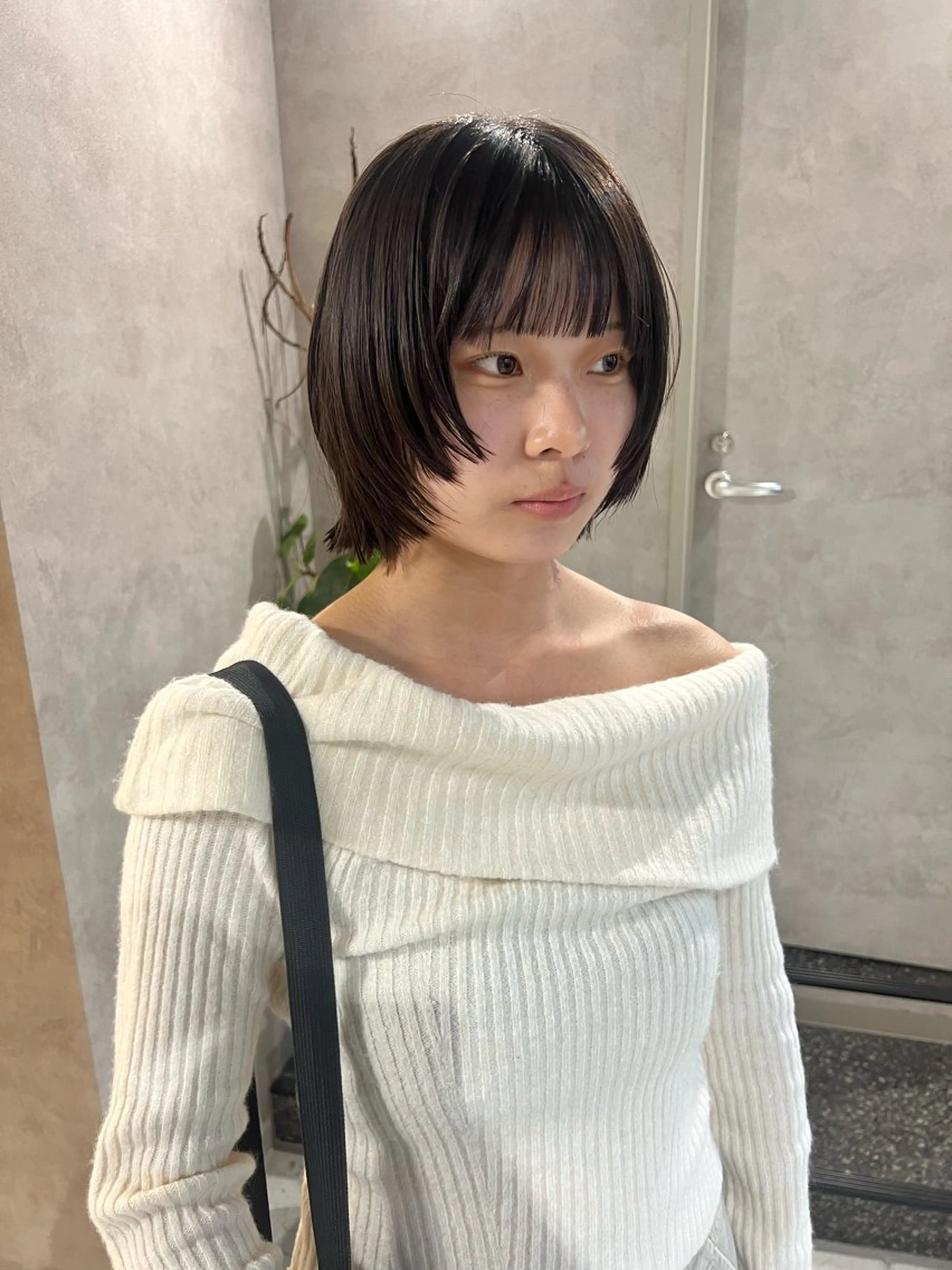 ショート カラー ヘアアレンジ viewstokyo所属・mana 暖色カラーカットのヘアスタイル