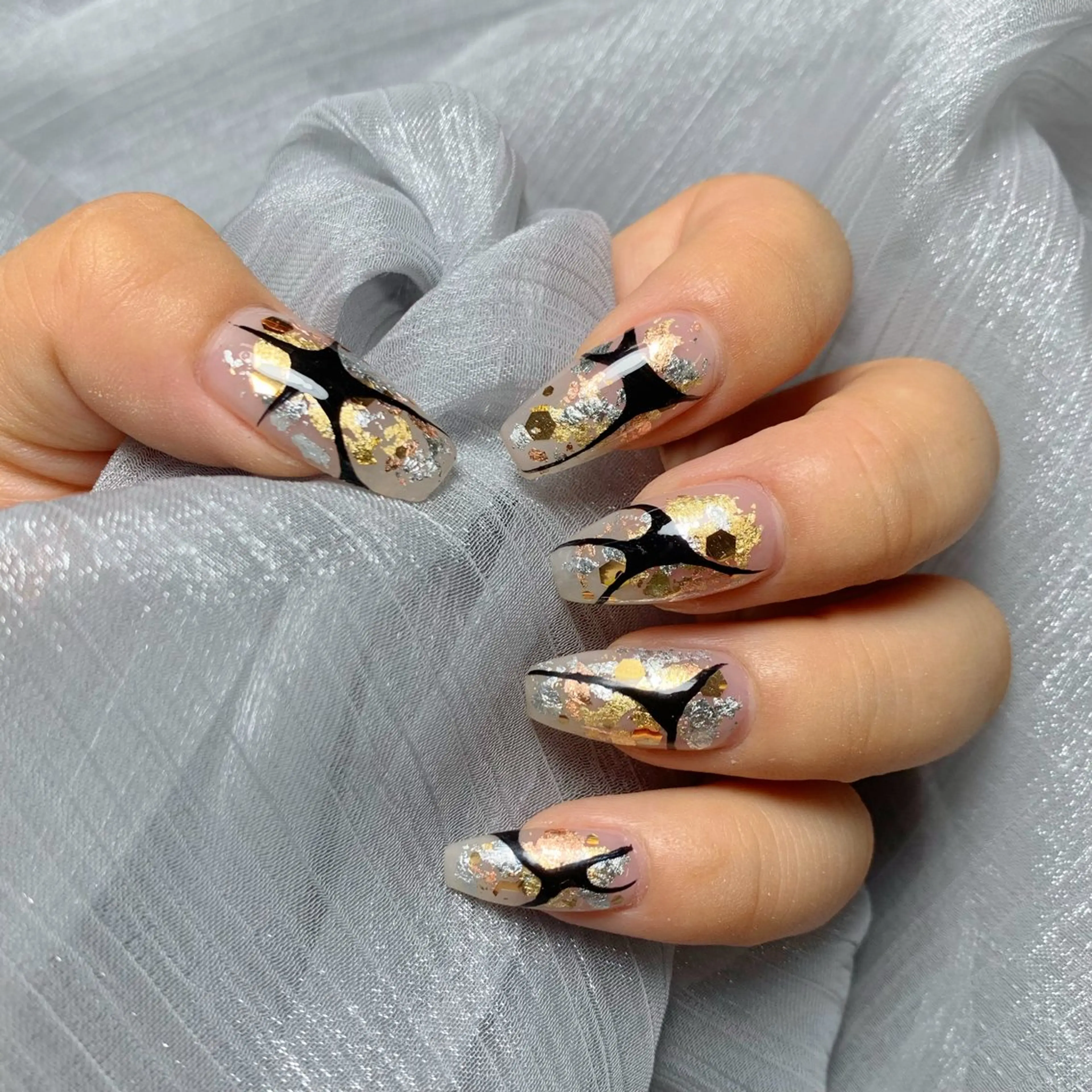 ネイル キラキラネイル ニュアンスネイル 夏ネイル なつみ wooのネイルデザイン