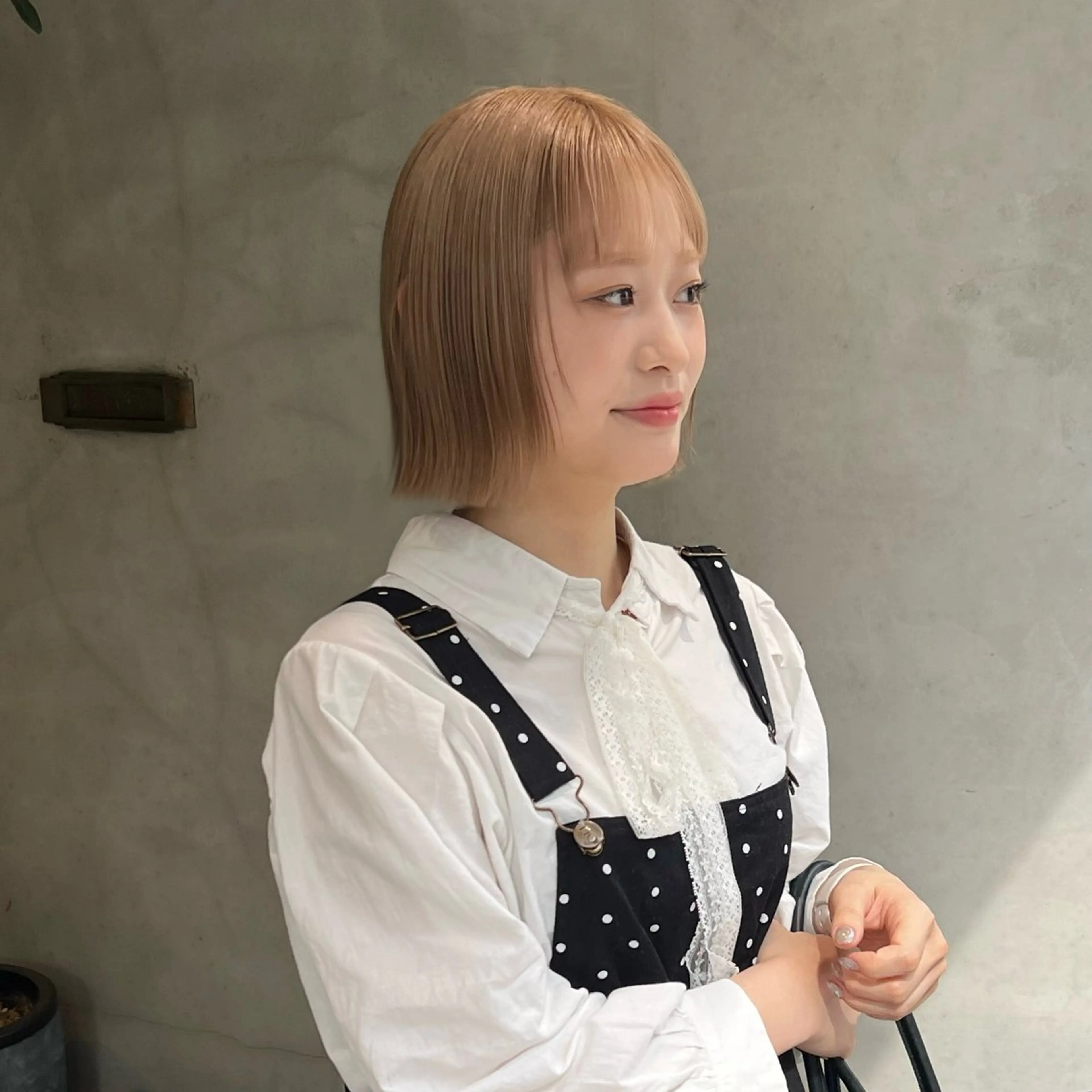 ショート ボブ 外ハネヘア ヘアカラー トリートメント ヘッドスパ 栄/大須/髪質改善/ ブリーチ/yuzuのヘアスタイル