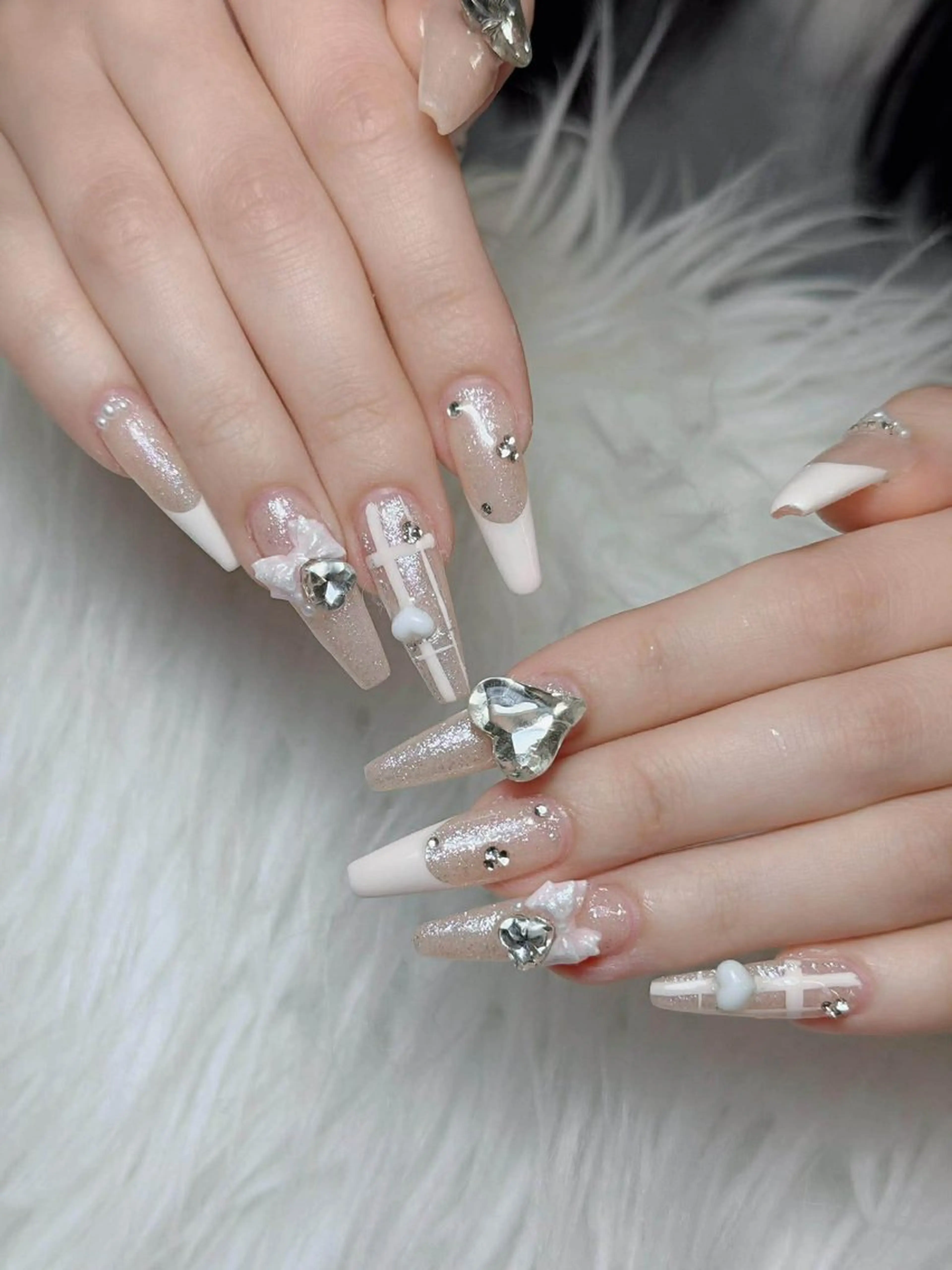 ネイル オーロラネイル チークネイル フットネイル フレンチネイル ハロウィン ハンドネイル Lumi Nail 新大久保3‘のネイルデザイン