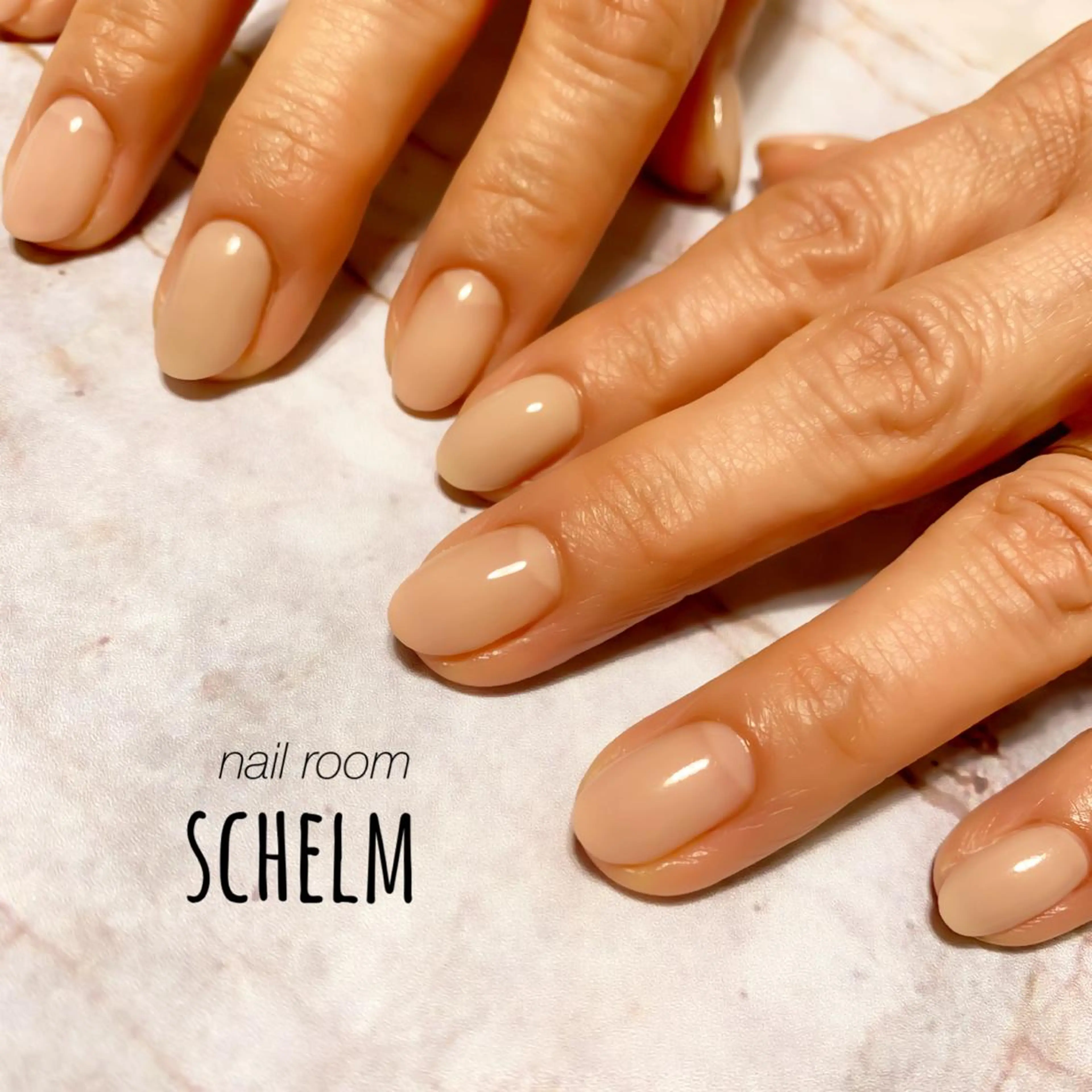 ネイル ハンドネイル nail room シュレムのネイルデザイン