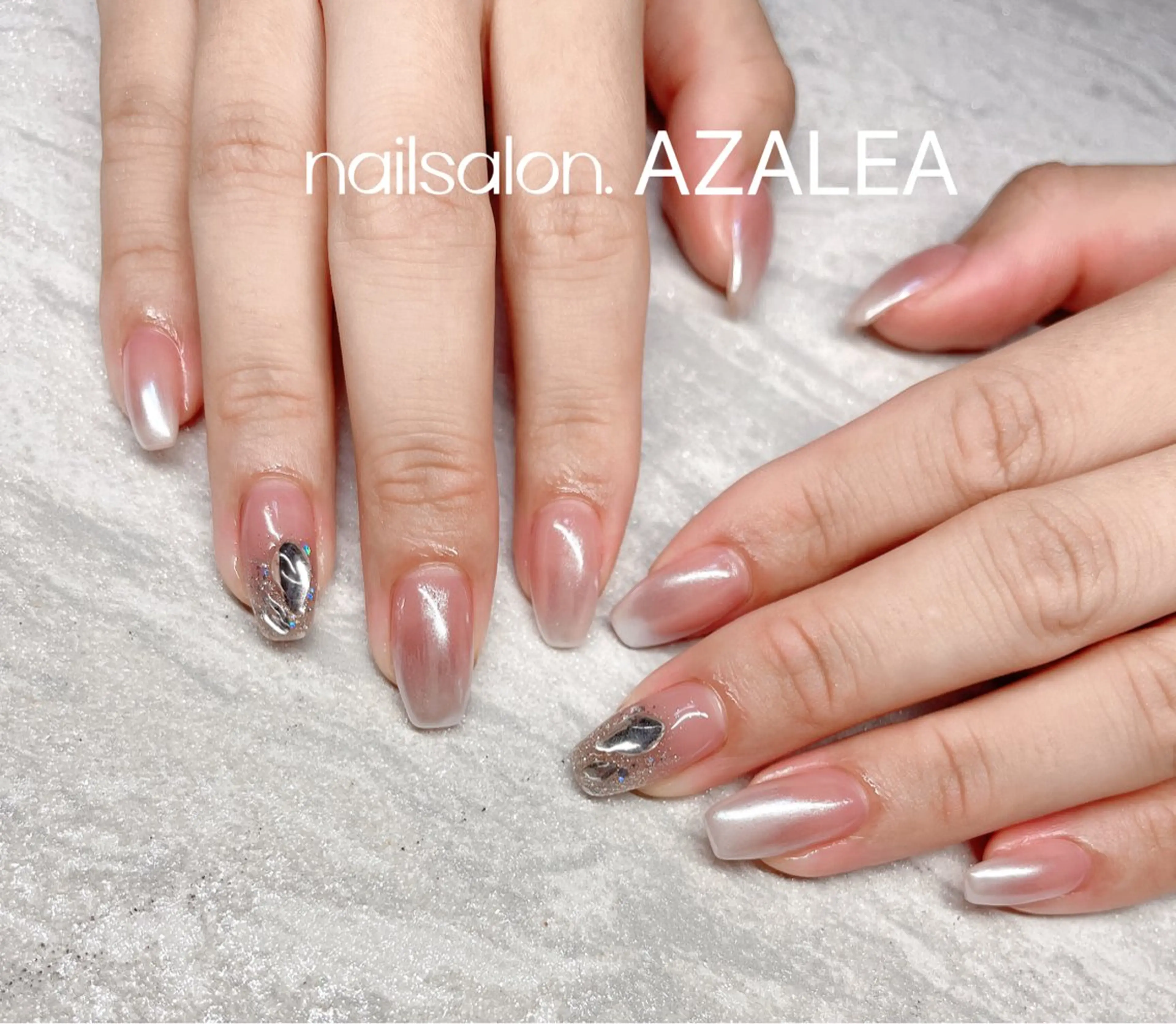 ネイル R inのネイルデザイン