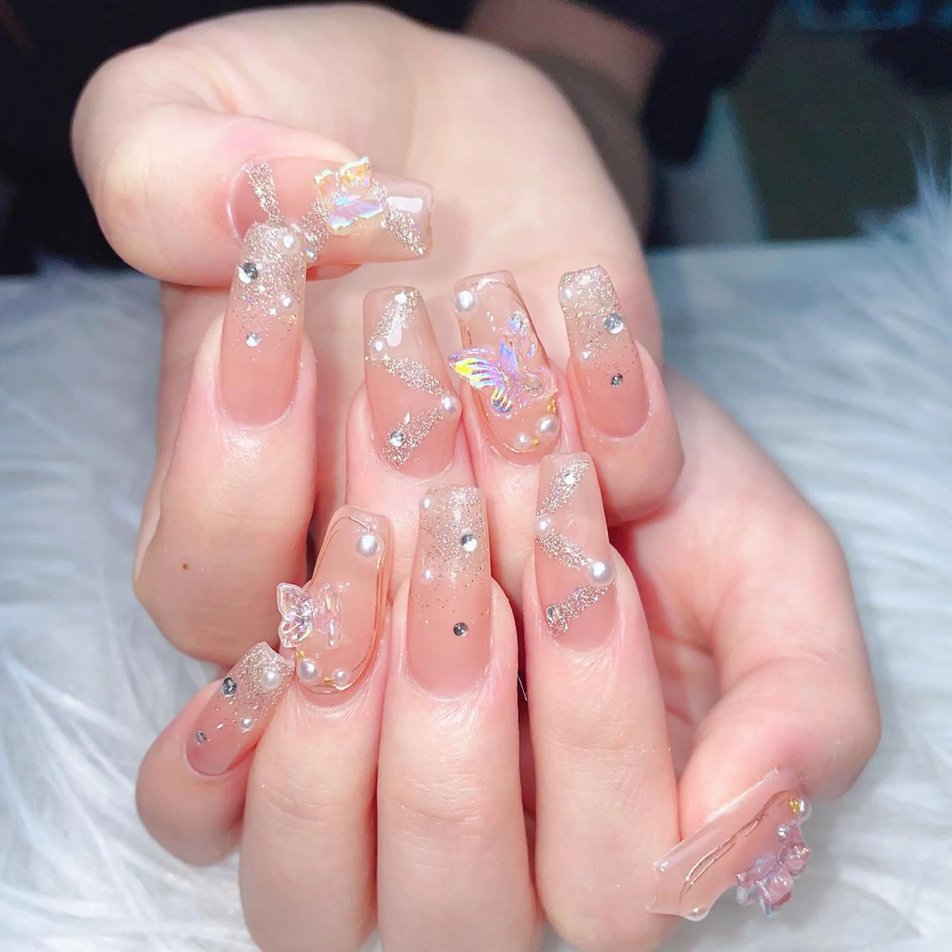 ネイル オーロラネイル フレンチネイル ハート 韓国ネイル ミラーネイル ハンドネイル Melody Nail所属・Melody  3D/スカルプ専門店のネイルデザイン