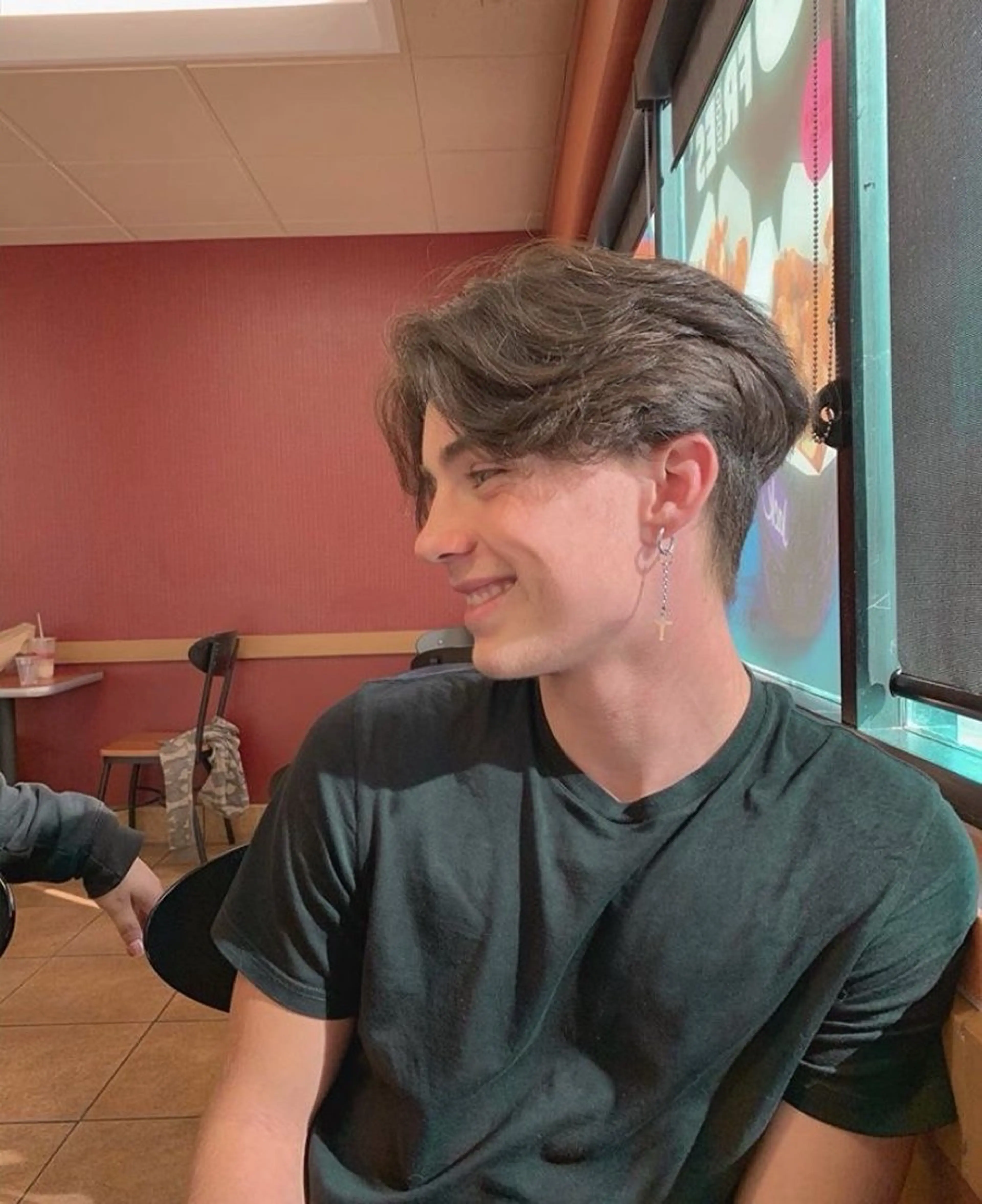 メンズカット&フェザーパーマの写真