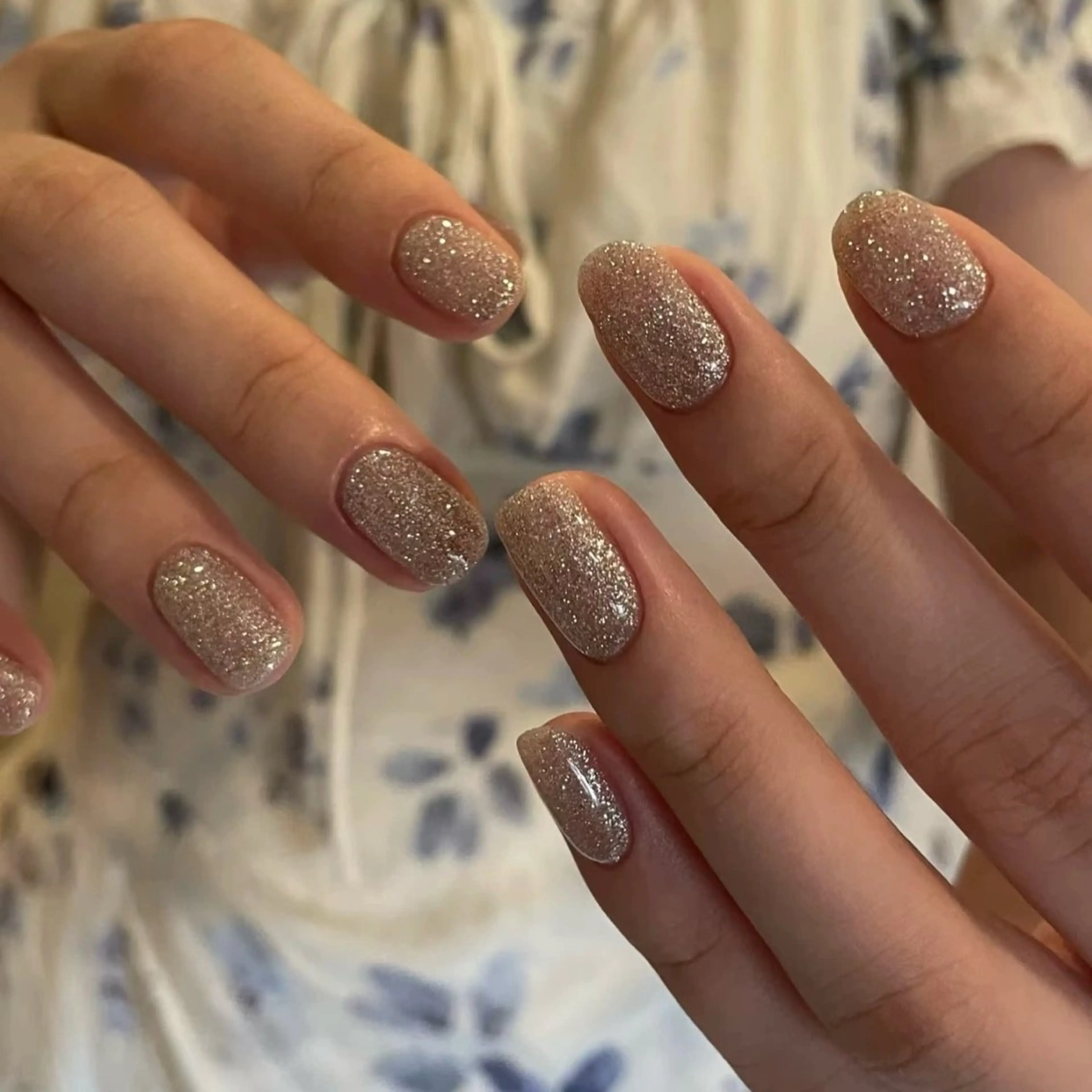 ネイル ハンドネイル Emi ネイルサロン所属・平 りんちゃのネイルデザイン