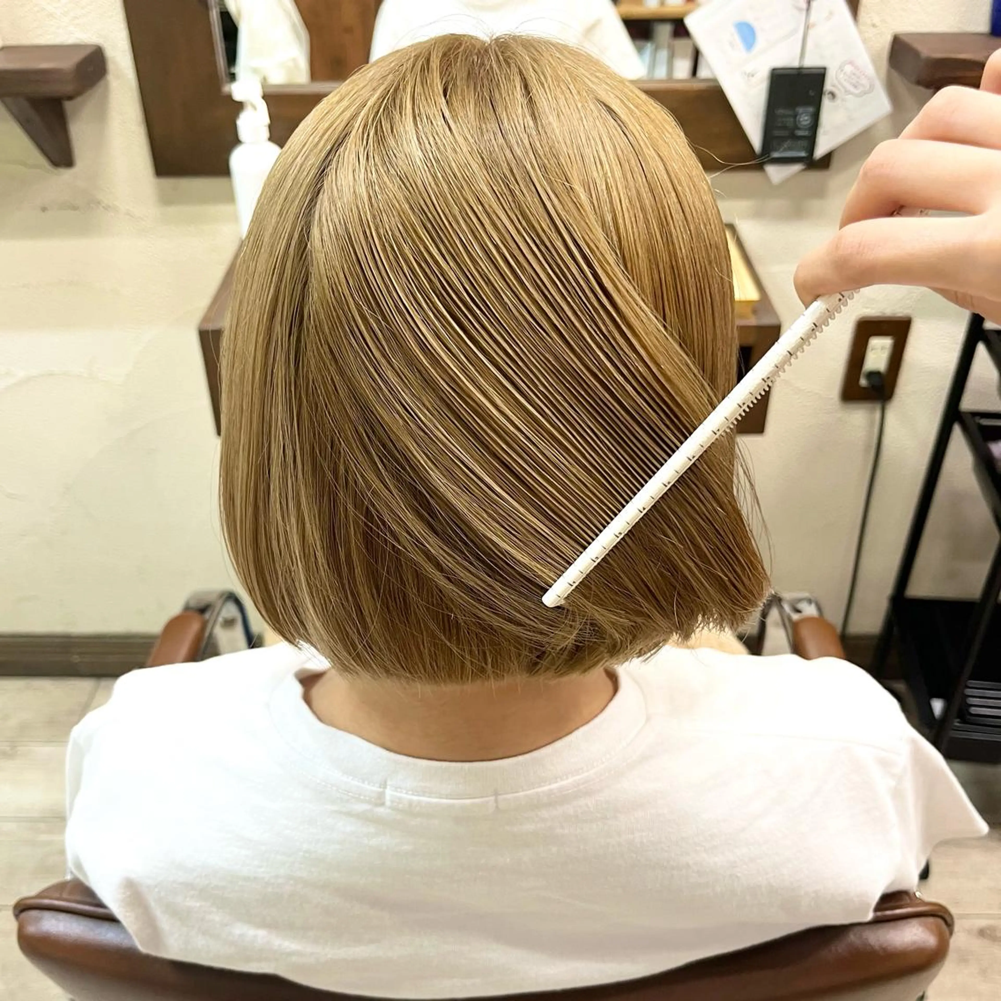 ショート カラー あ あのヘアスタイル