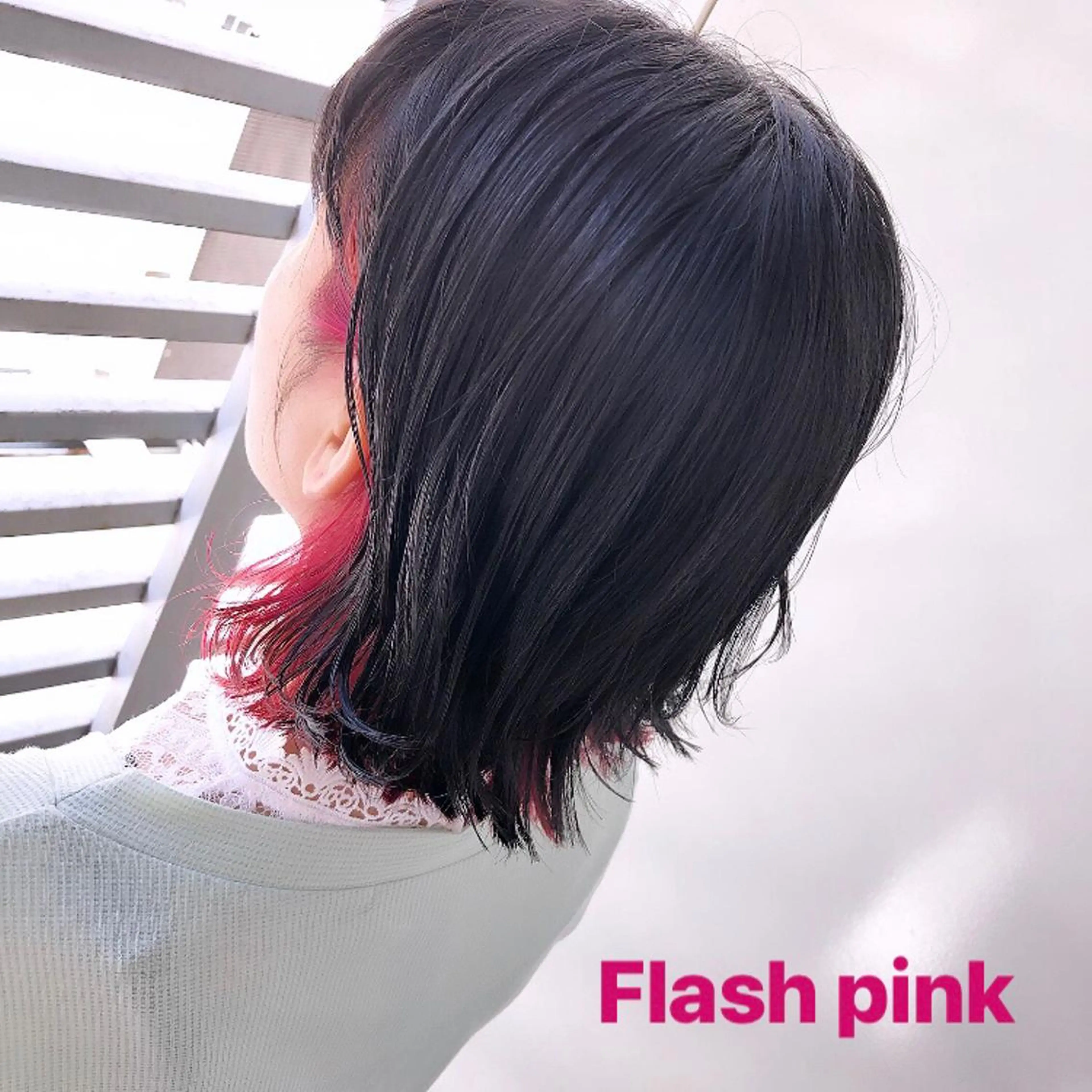 ミディアム カラー ヘアカラー 韓国🇰🇷レイヤー 映える顔周り🩷のヘアスタイル