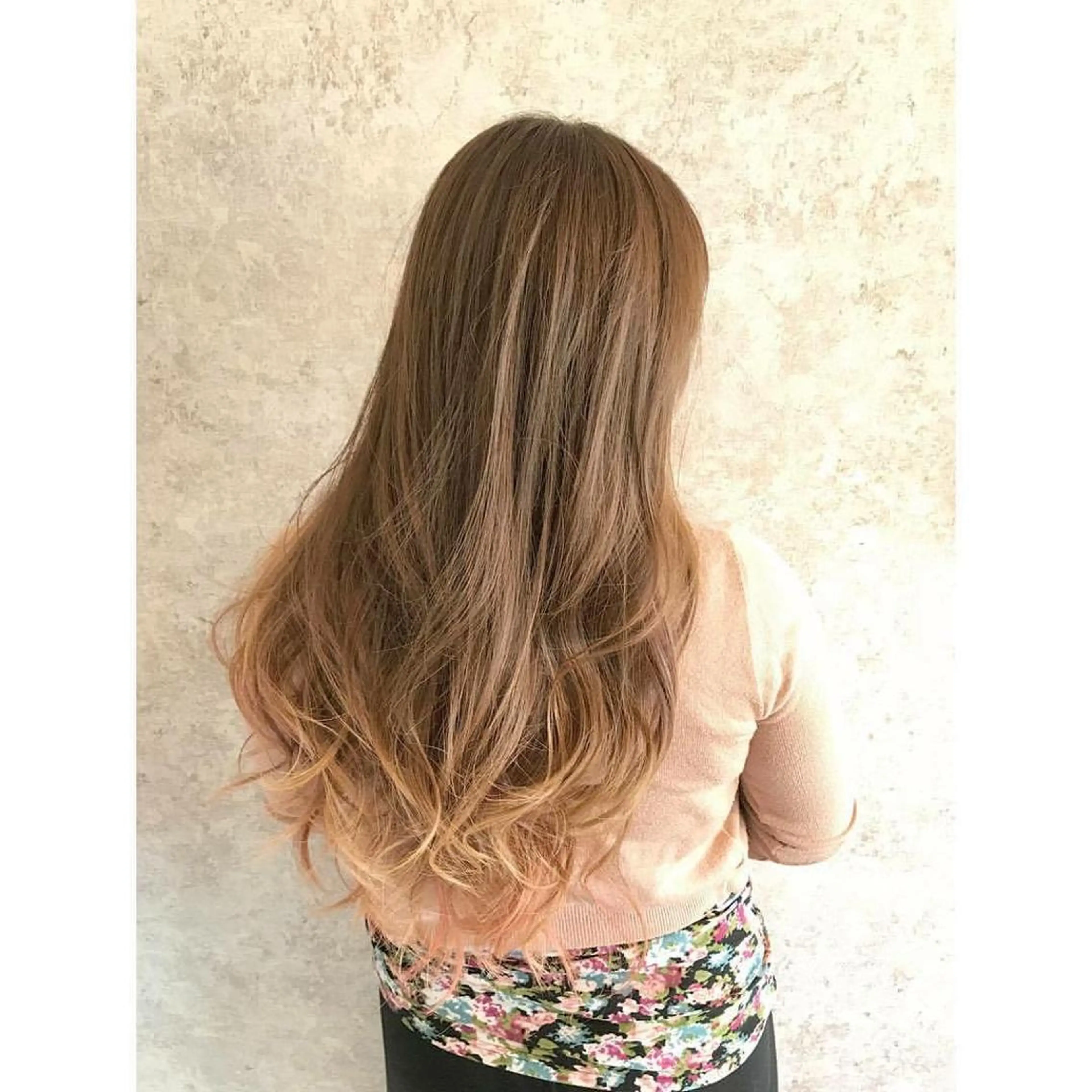 ミディアム due hair 京都駅前店 MILBON オージュア認定サロン【デューヘアー】所属・ハイトーンブリーチ 土坂 由志【京都】のヘアスタイル