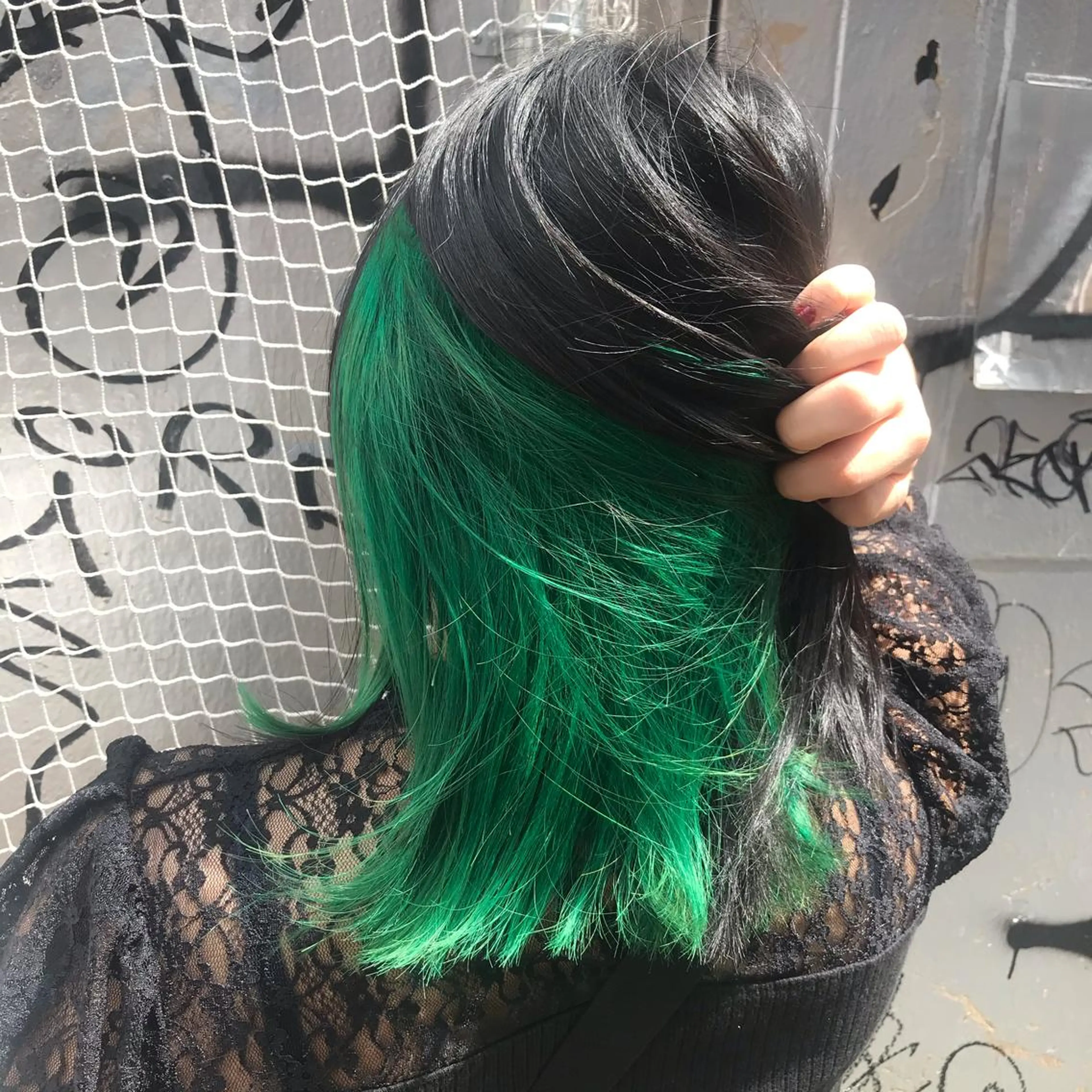 カラー ホワイト&レイヤーカ ットエクステ長畠俊輔のヘアスタイル