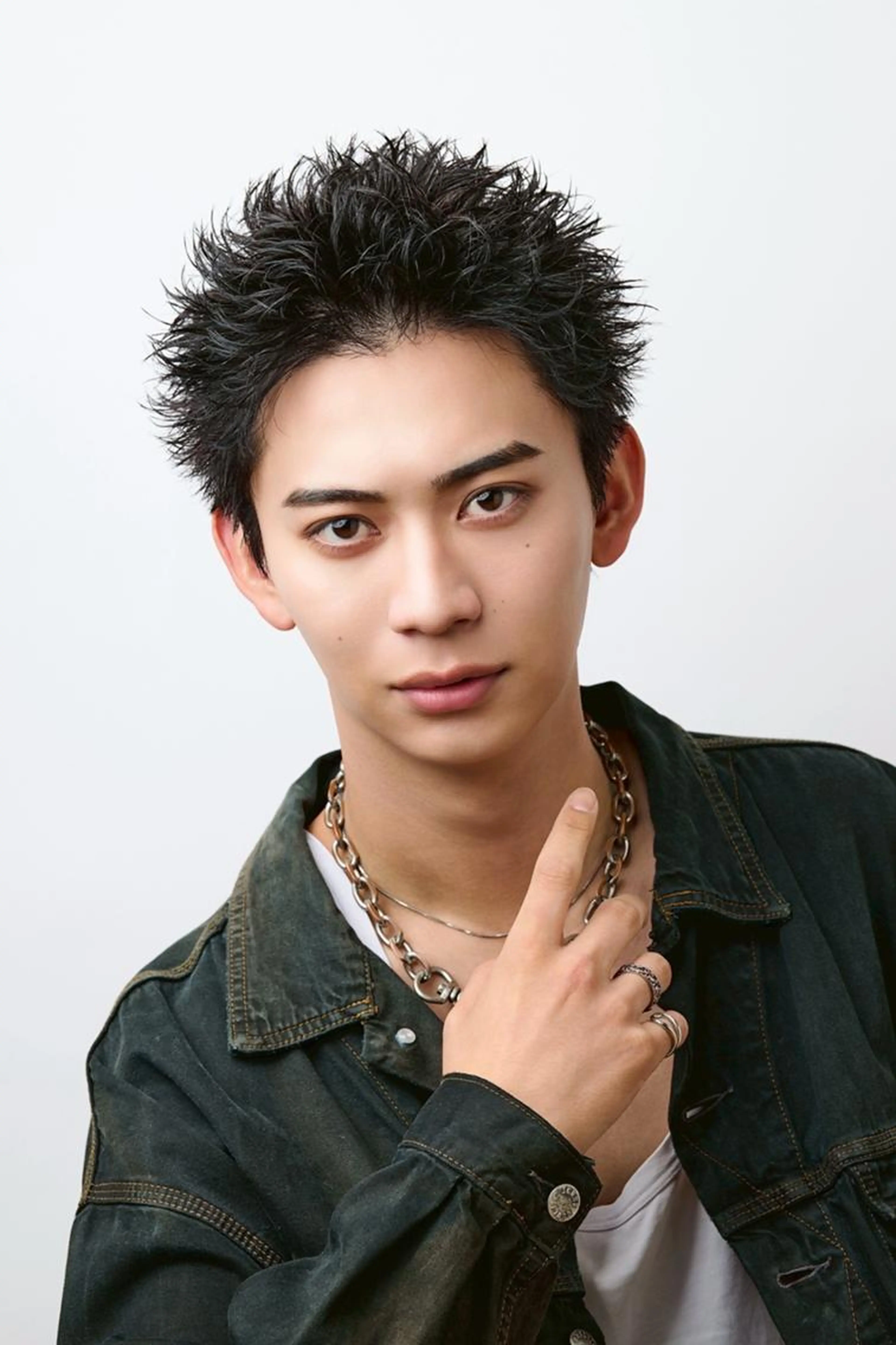 🔥男らしいバチイケスタイル🔥人気のスパイキーショートもパーマで簡単セット🔥メンズカット＋パーマ🔥の写真