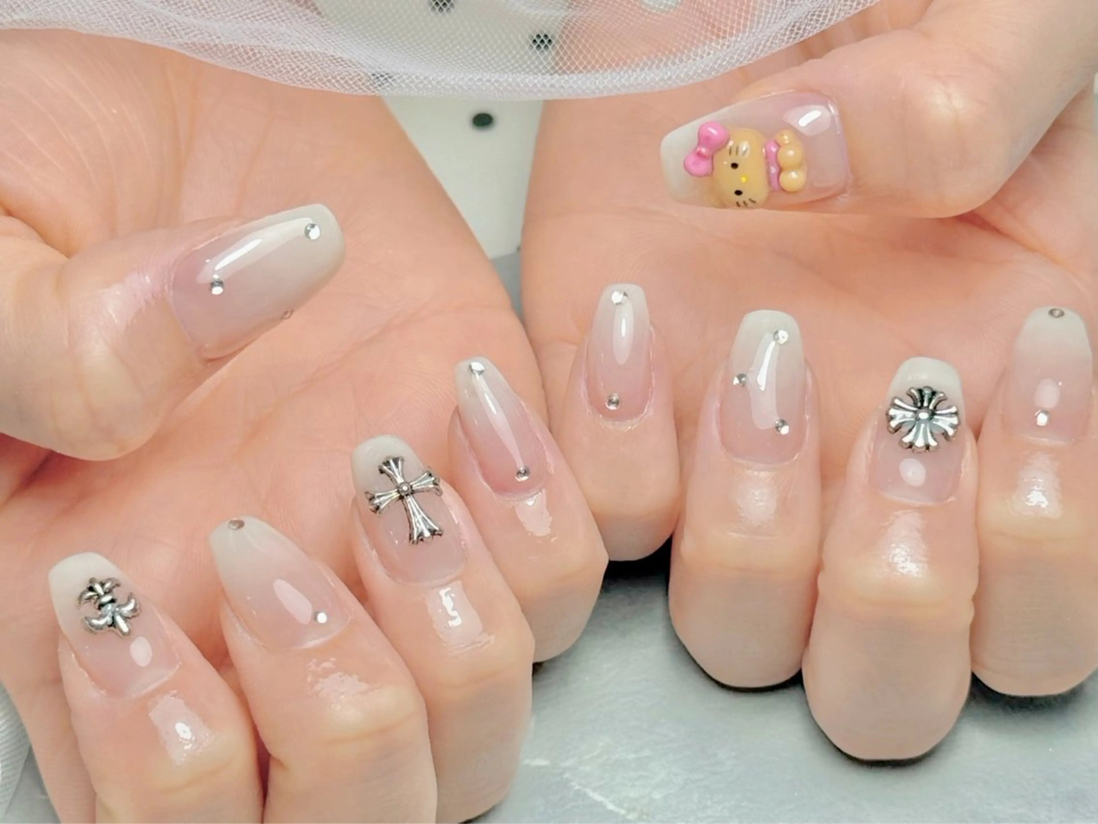 ネイル マジックミラー所属・マジック ミラーのネイルデザイン