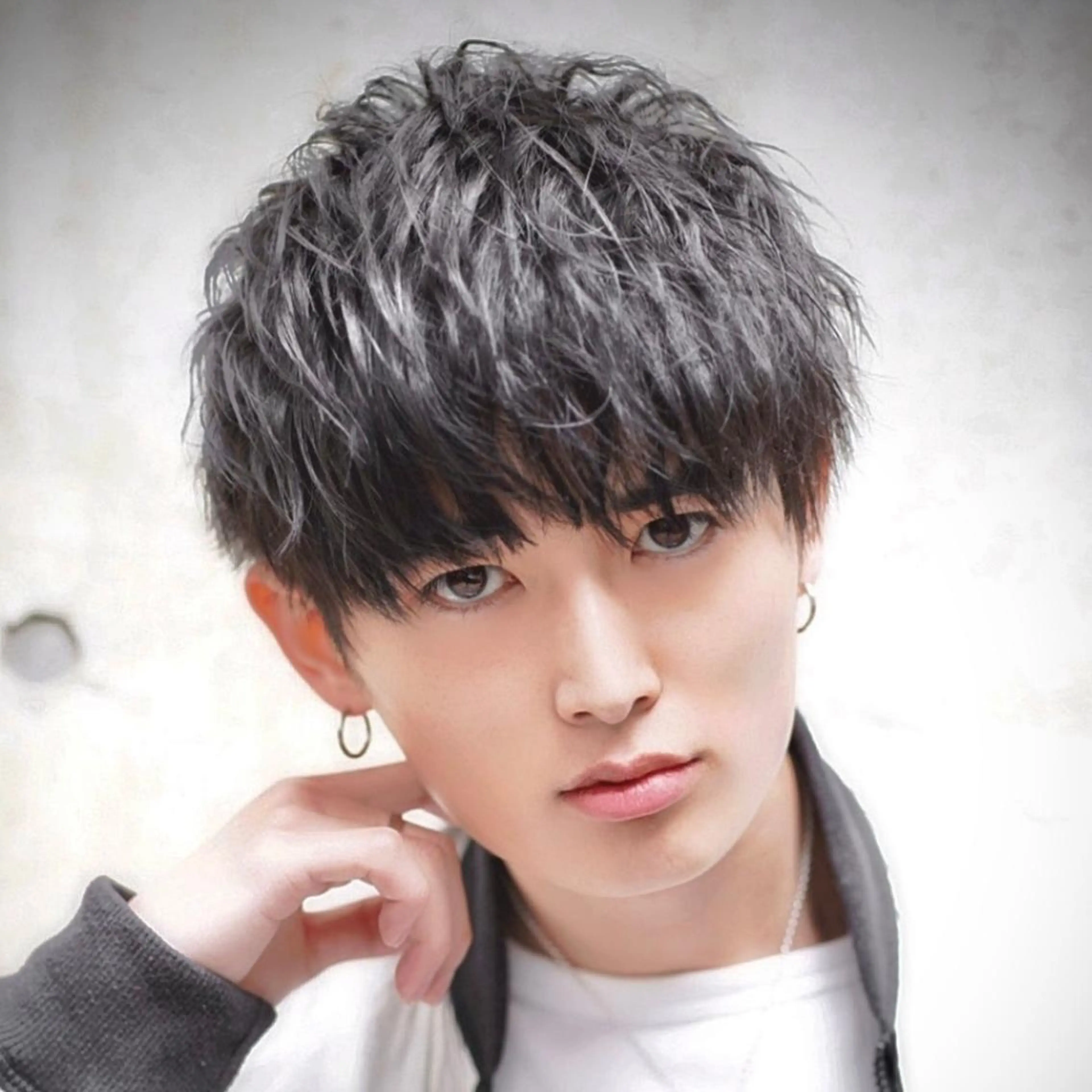 ショート カット confidence 新宿本店【公式】のヘアスタイル