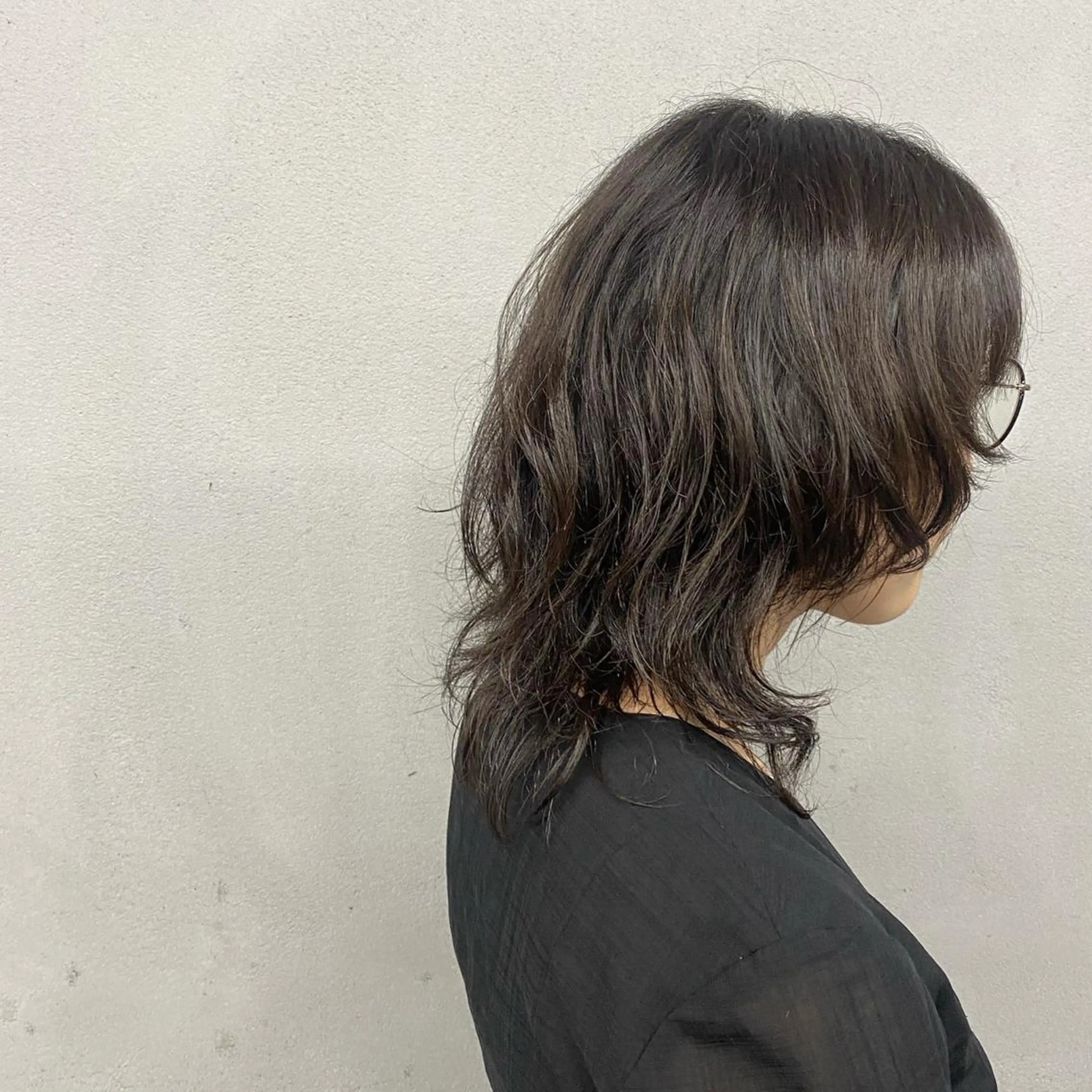 ミディアム ミディアムパーマ ウルフカット カット #tag 佐藤璃美のヘアスタイル